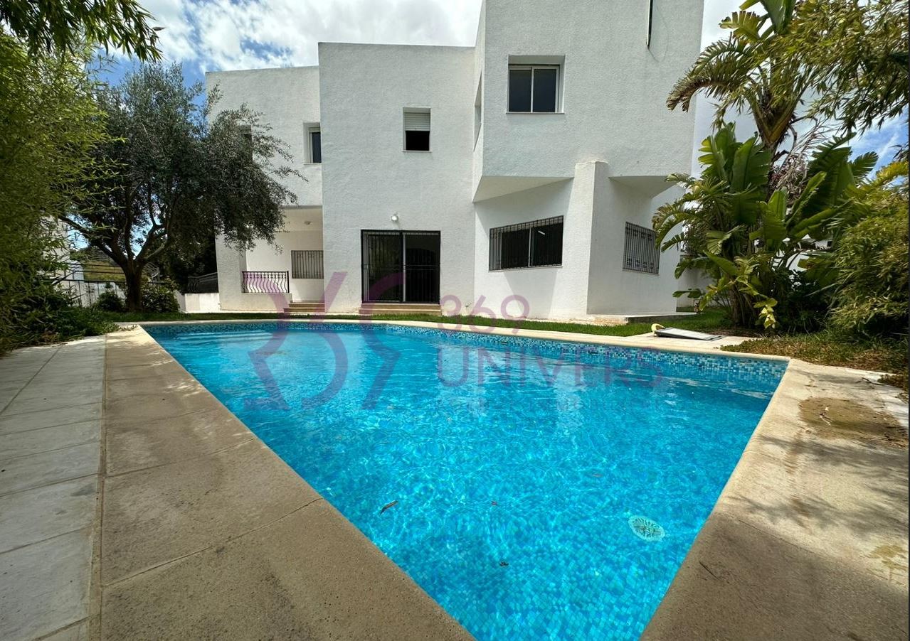 La Marsa Gammart Location Maisons Villa avec piscine  gammarth ref rd040