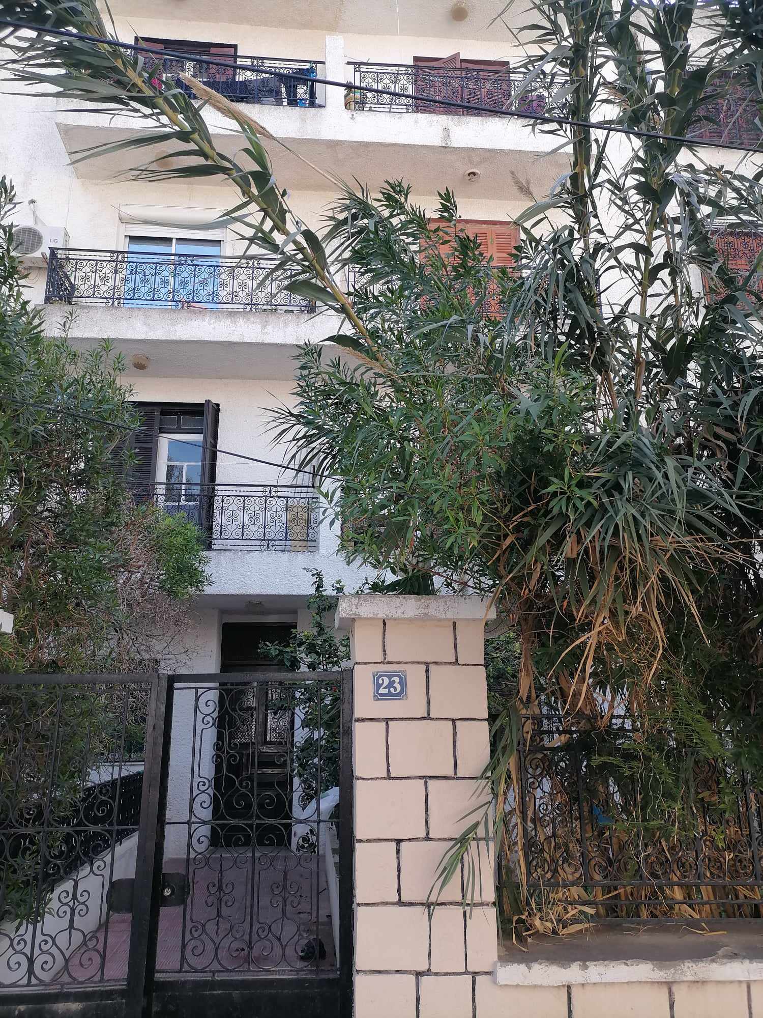 Carthage El Yasmina Vente Appart. 3 pices Propritaire vend un appartement