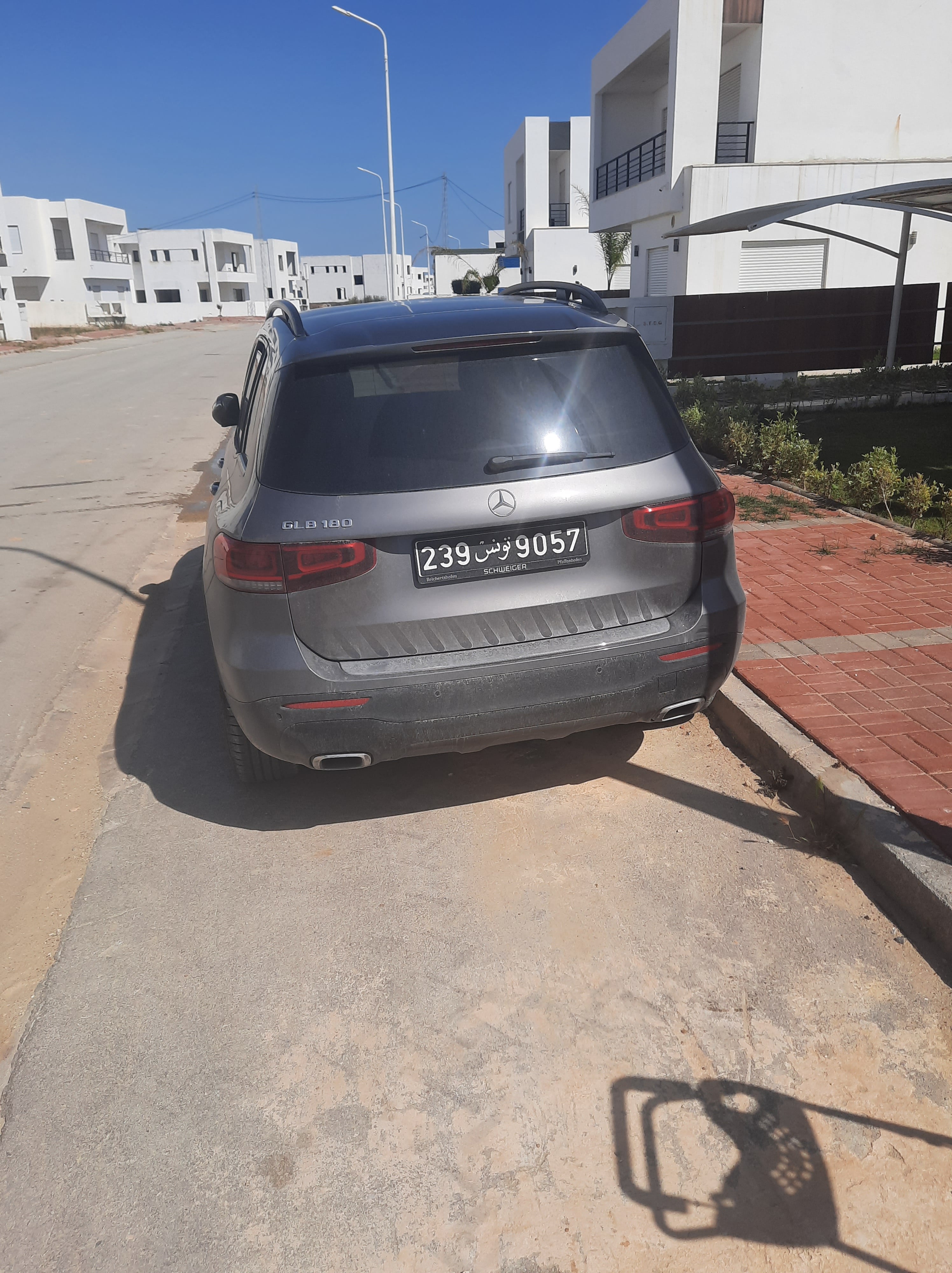 La Soukra Chotrana 1 Mercedes GL Mercedes glb 8cv importe 16000km garantiemercedes