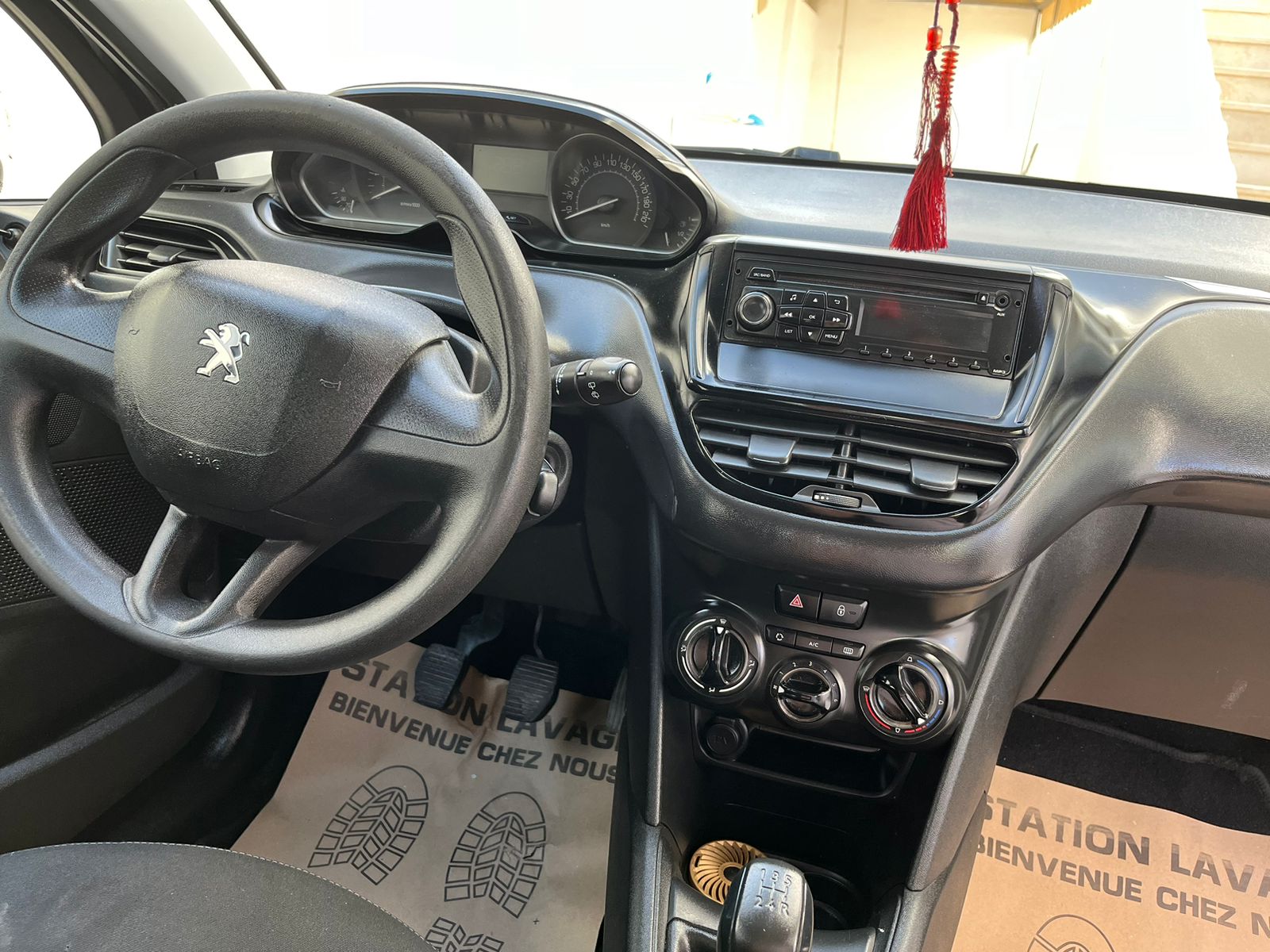 Peugeot 208 - Tunisie