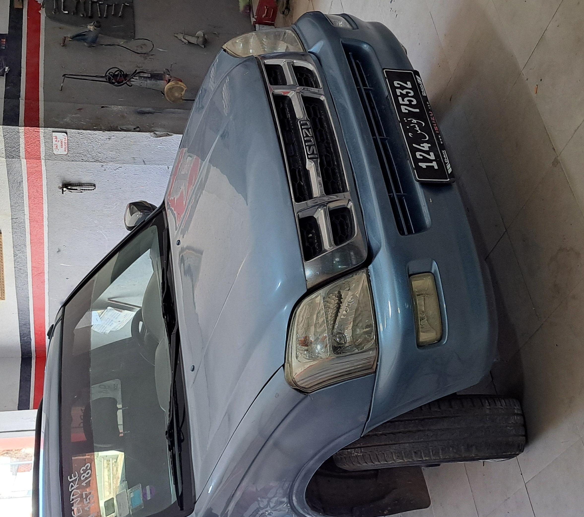 Kalaa El Kebira Kalaa El Kebira Isuzu D-Max Isuzu d max bleu