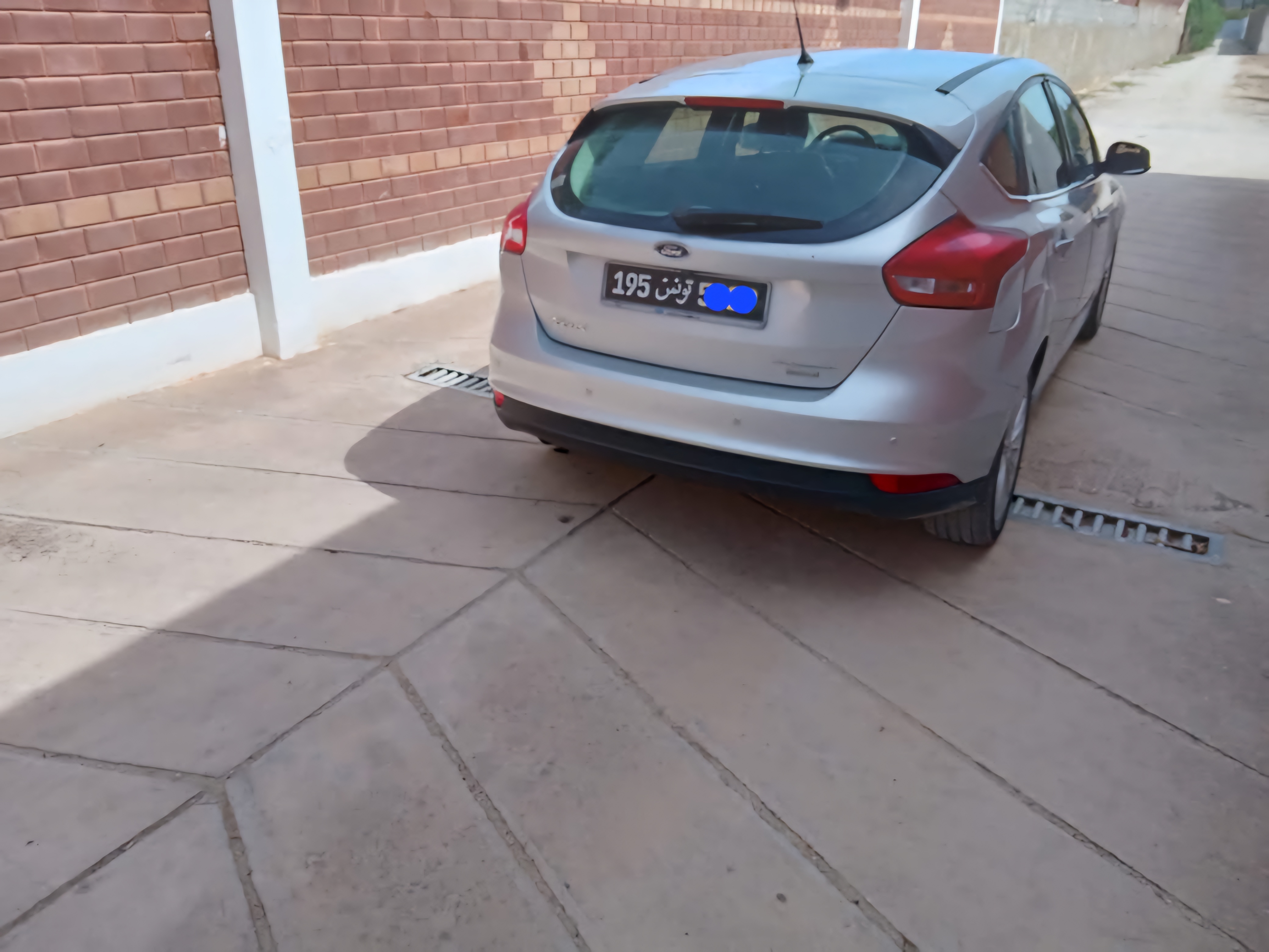 Sidi Thabet Bejaoua 2 Ford Focus Ford focus titanium full option