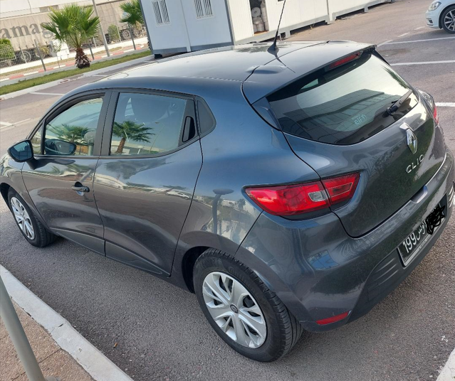 Renault Clio - Tunisie