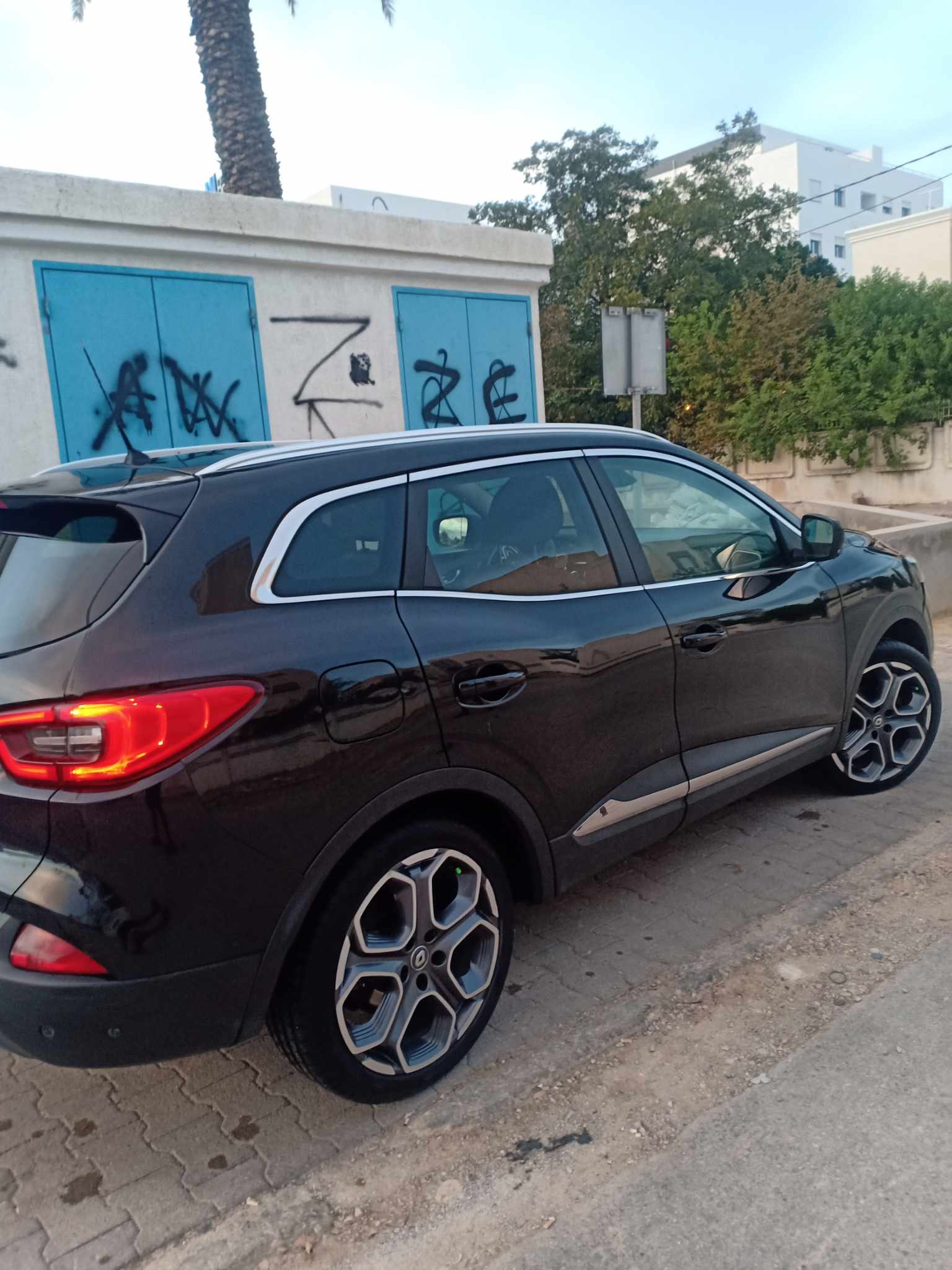 Ezzahra Cite Ennakhil 1 Renault Autre Modle Renault kadjar noir