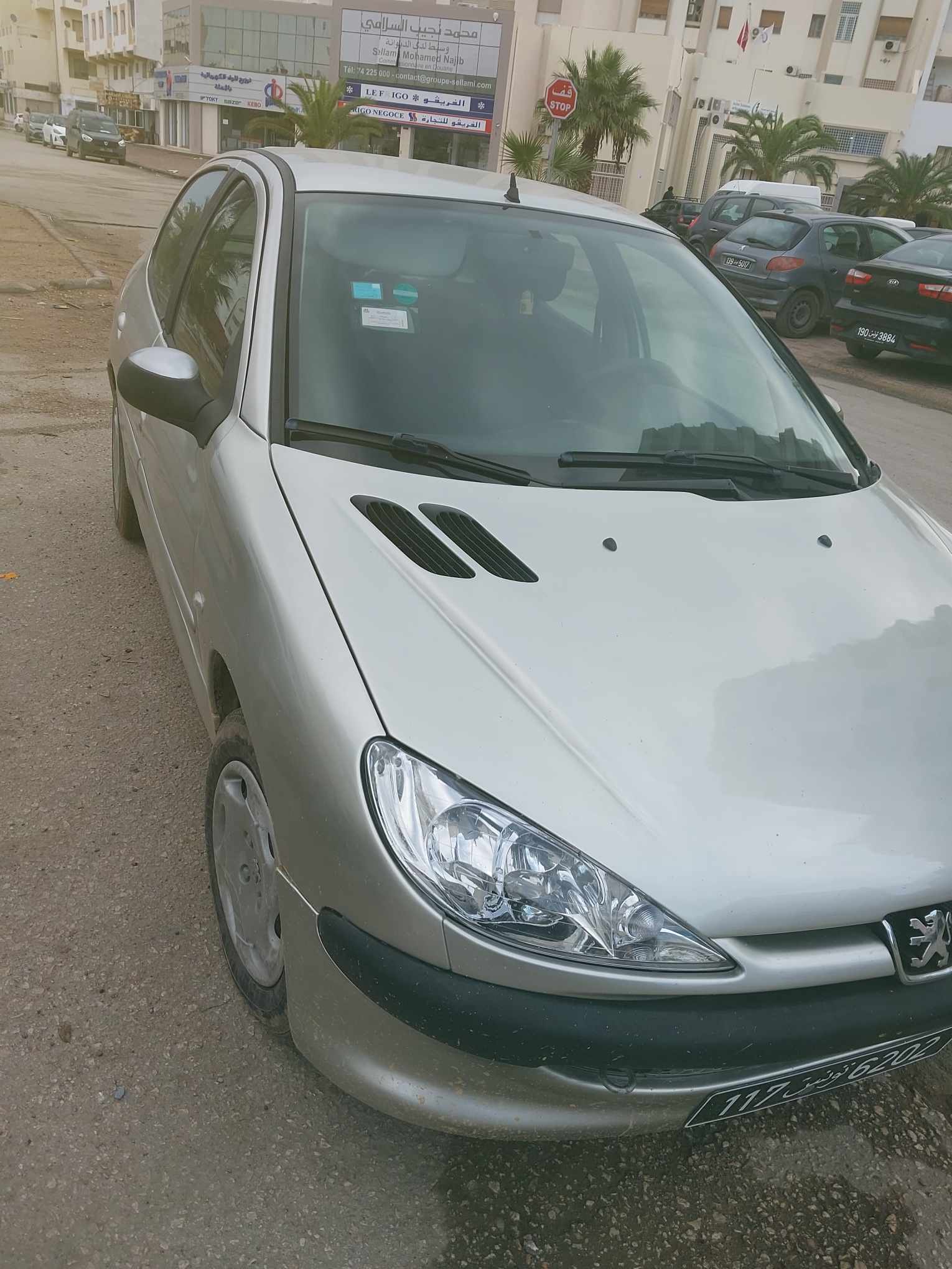 El Mourouj El Mourouj Peugeot 206 Av peugeot 206