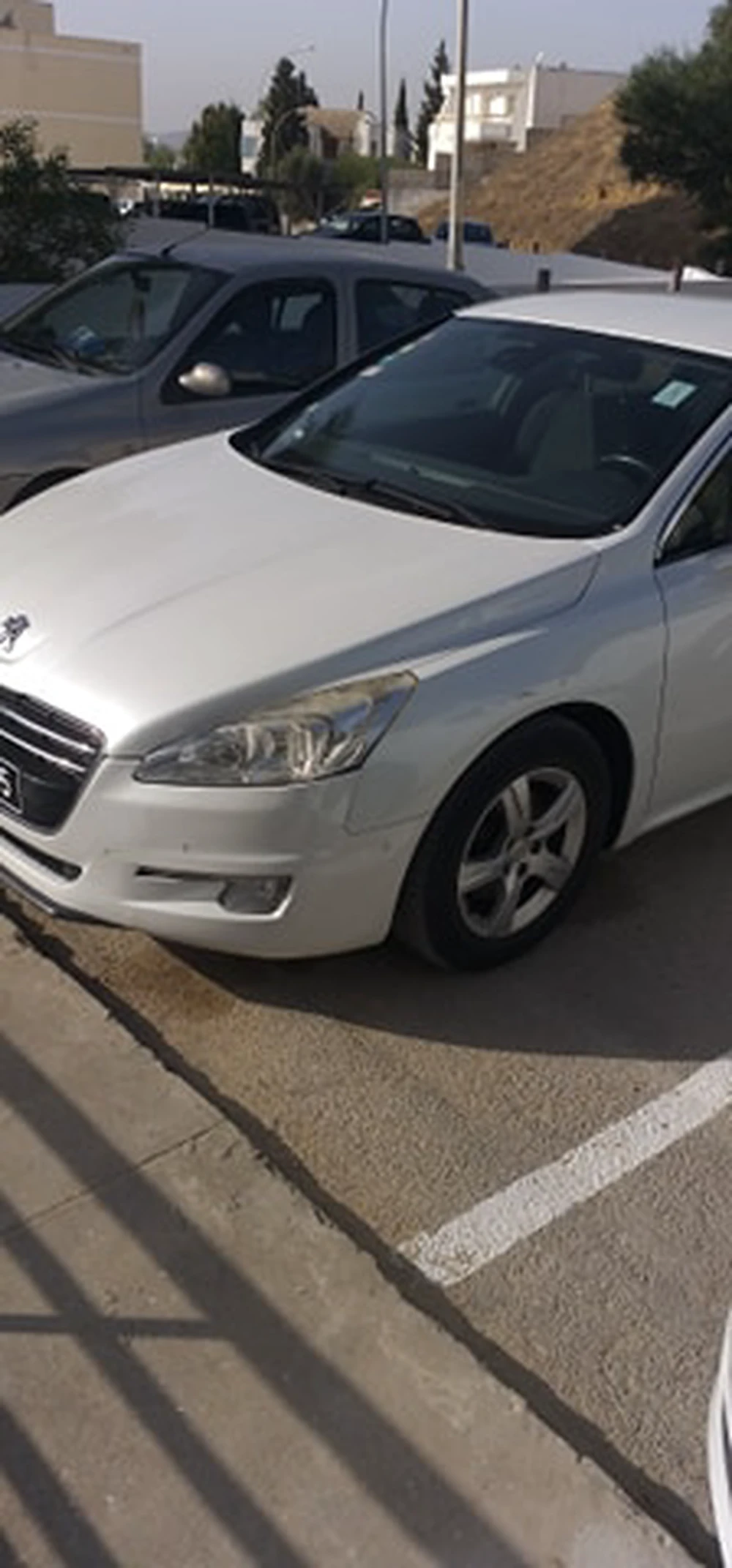 El Menzah El Manar 1 Peugeot 508 Trs belle peugeot 508