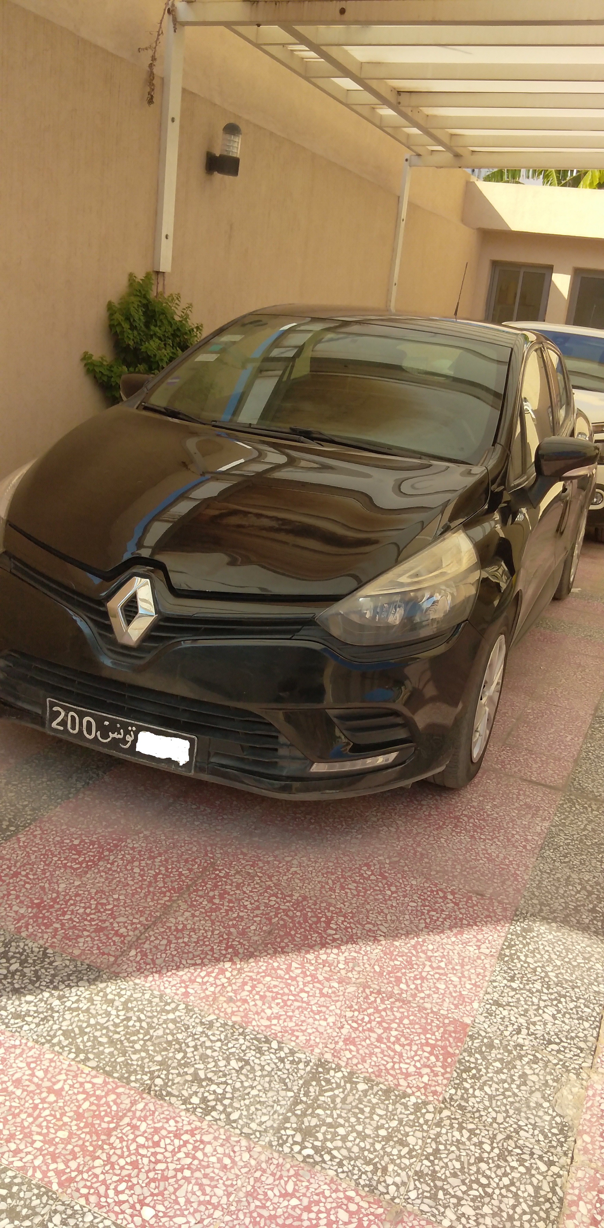 Mannouba La Mannouba Renault Clio Clio4 en trs bonne tat