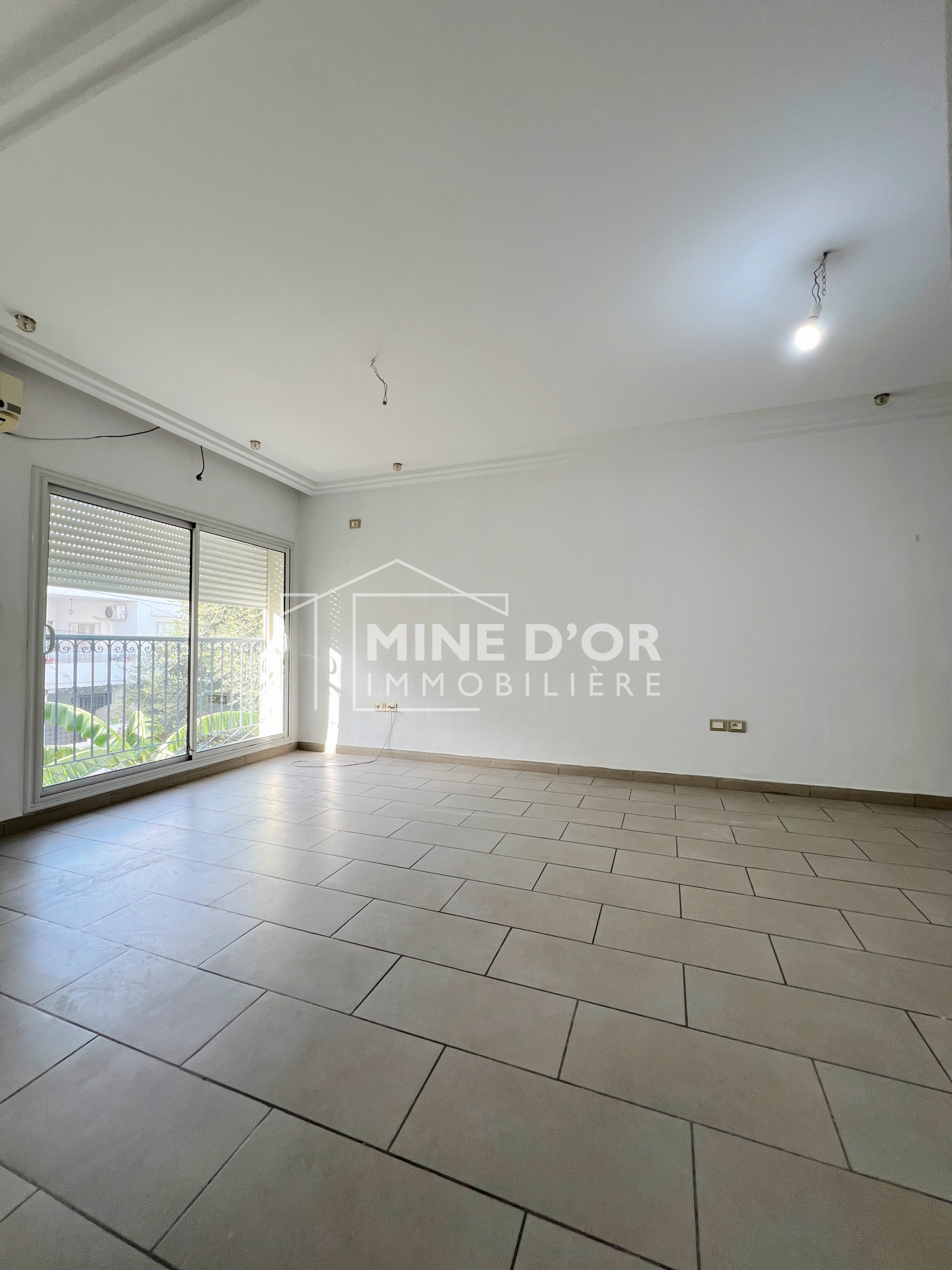 La Soukra Cite Hedi Nouira Location Appart. 4 pices Appartement s3 spacieux a hedi nouira ariana