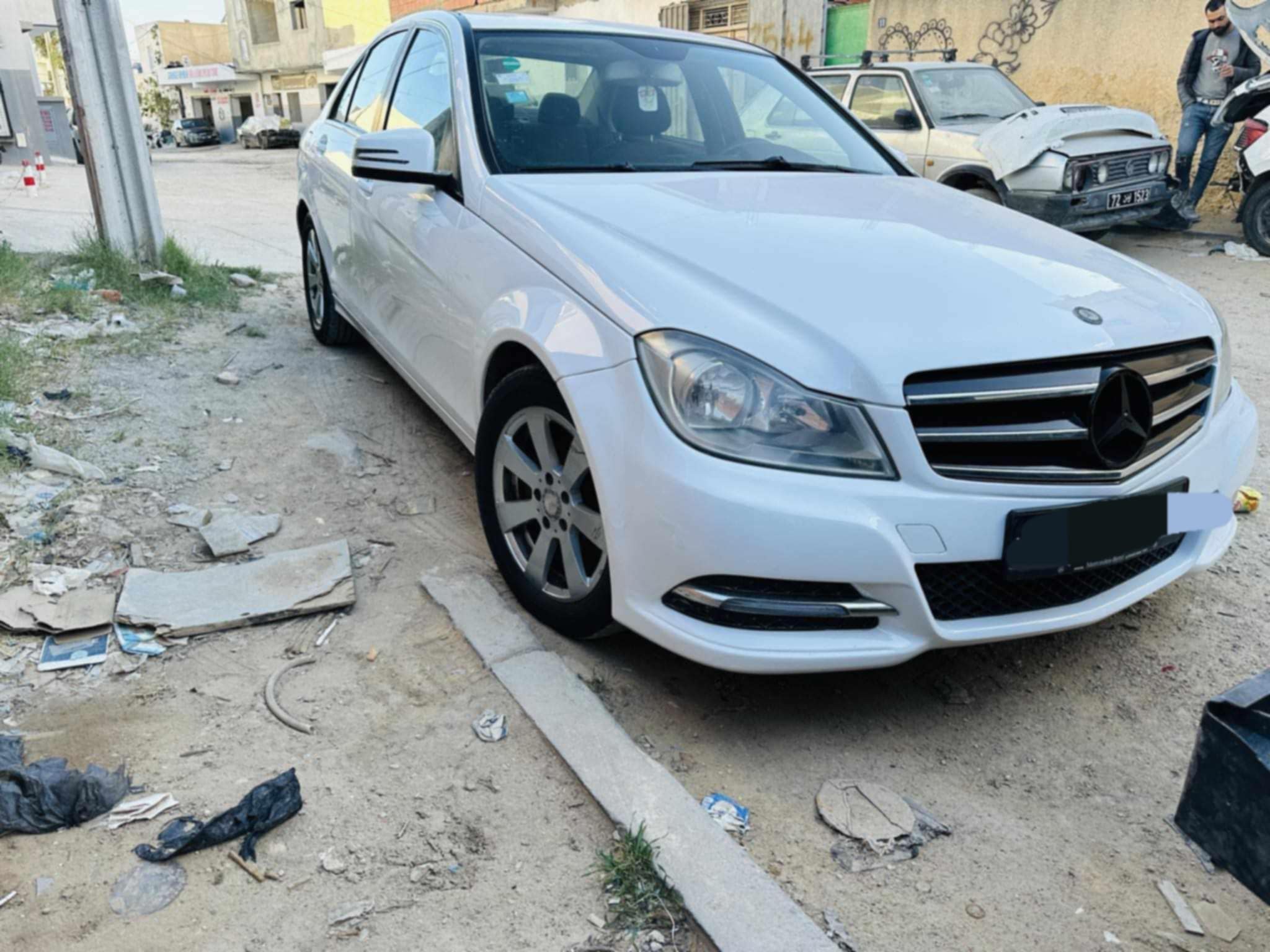 Mercedes C - Tunisie