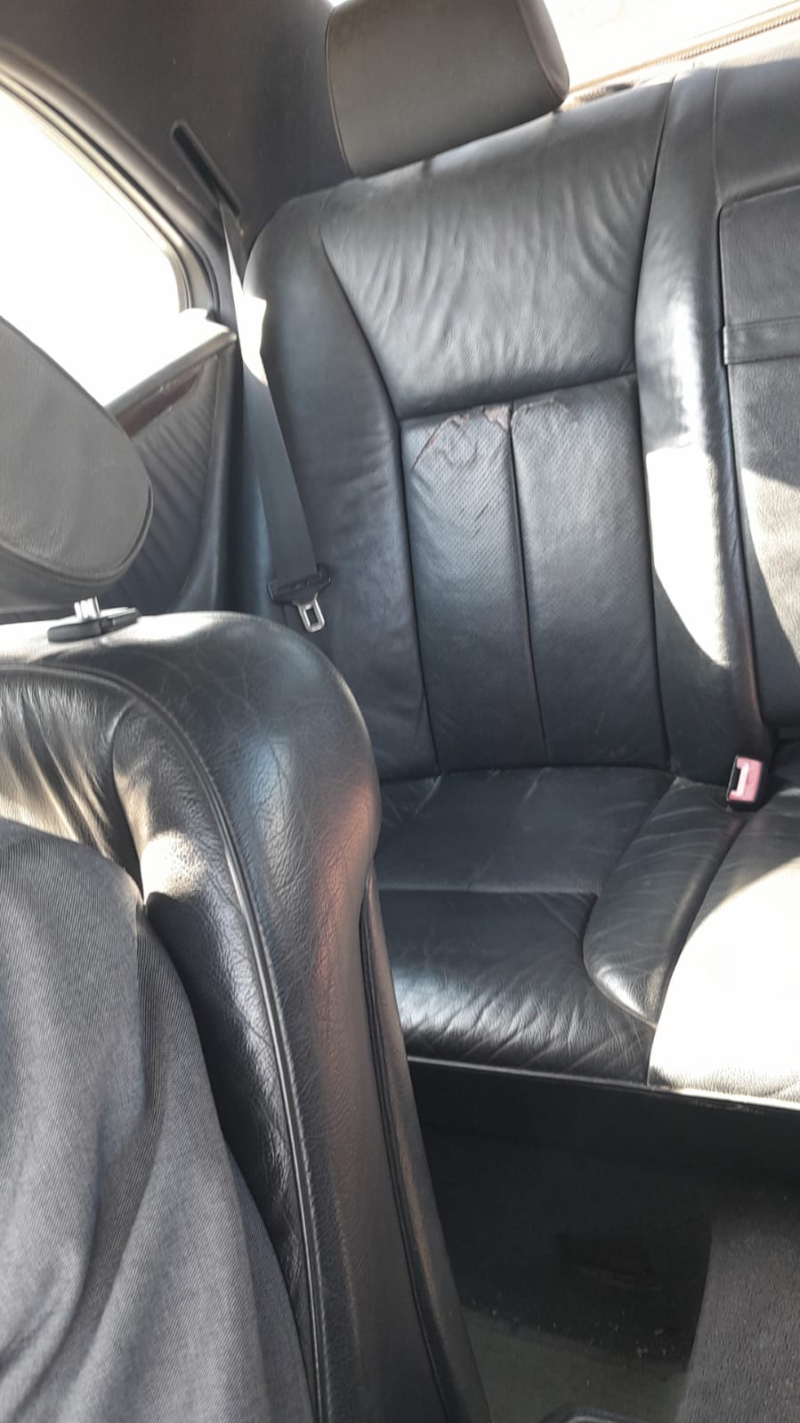 Cite El Khadra Cite Oplympique Mercedes E Mercedes w210 e250d elegance premire main