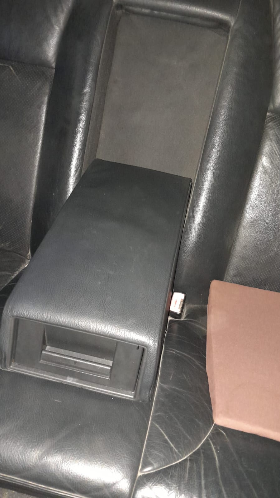 Cite El Khadra Cite Oplympique Mercedes E Mercedes w210 e250d elegance premire main