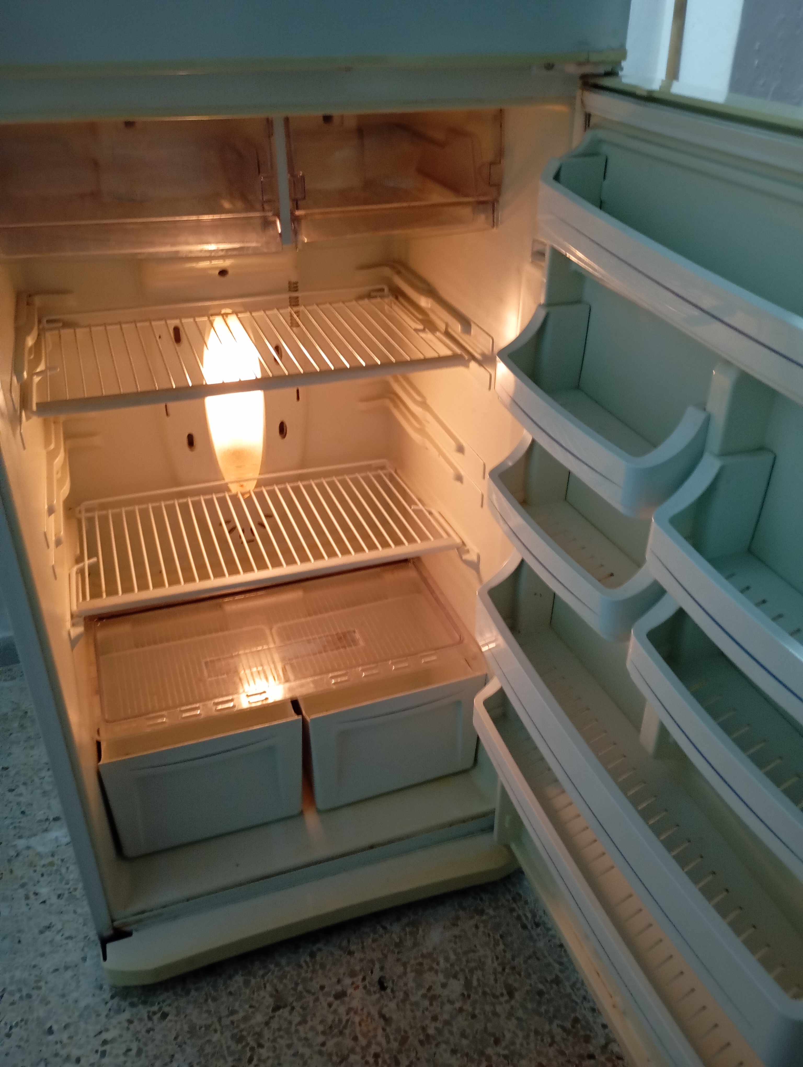 La Soukra La Soukra Rfrigrateur 2 portes Autre Grand frigidaire saba