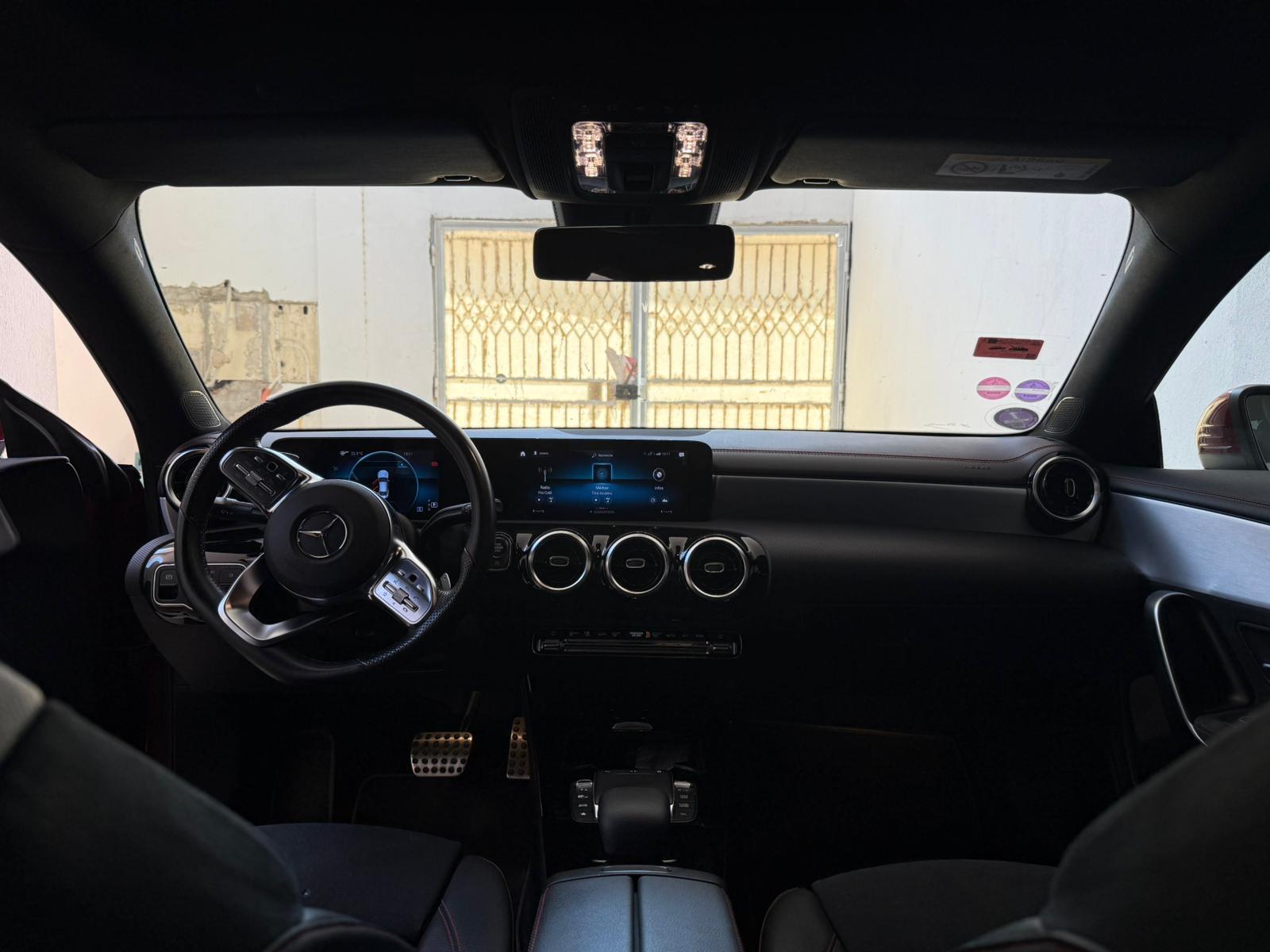 Mnihla Mnihla Mercedes CL Cla 200 amg 2020