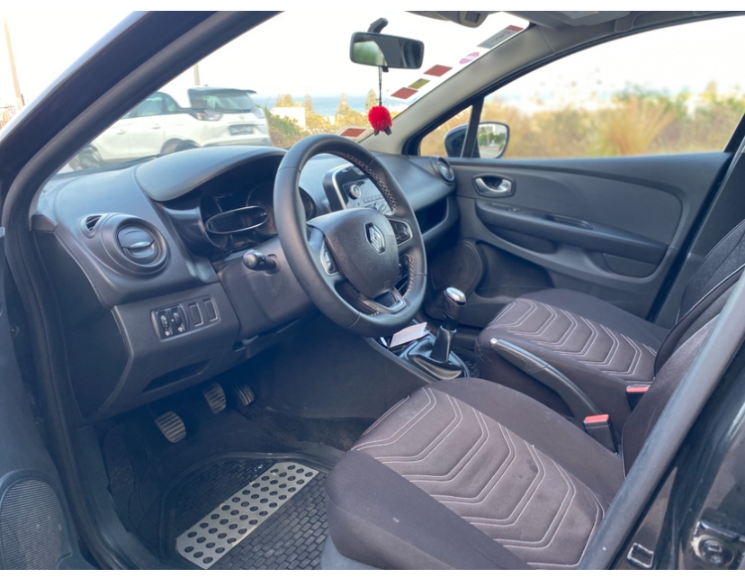 Renault Clio - Tunisie