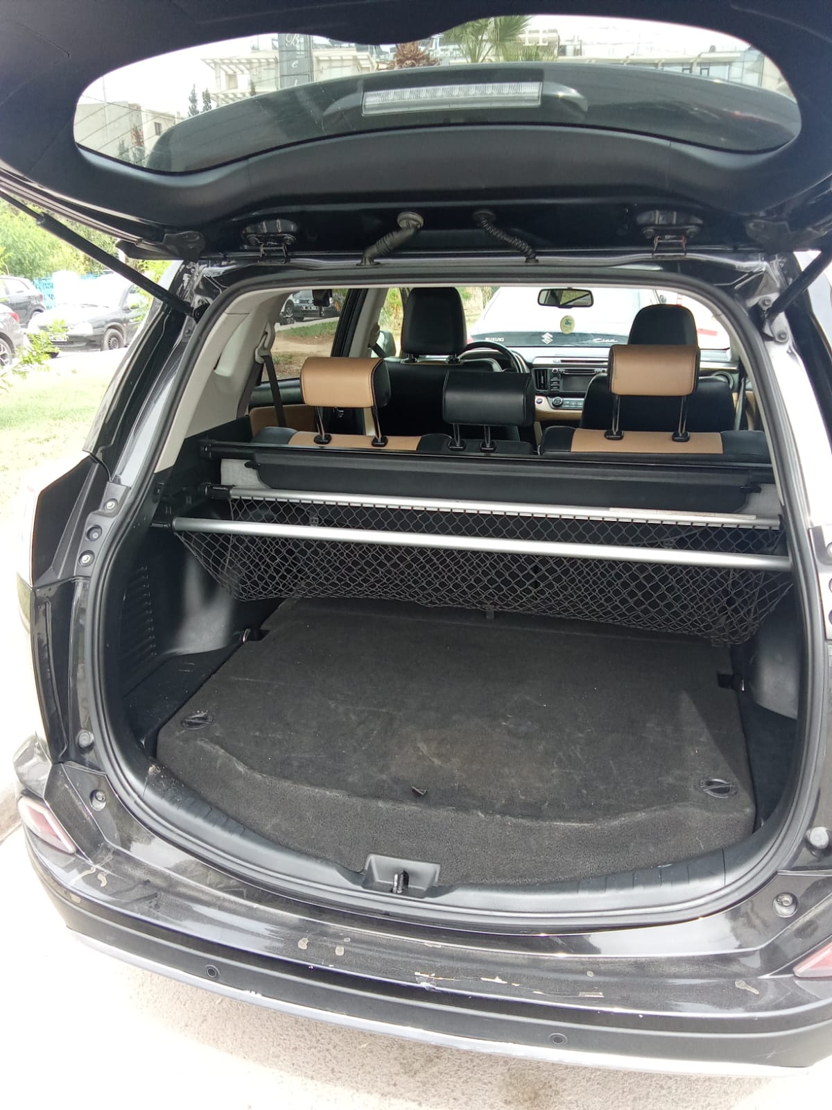 Toyota RAV 4 - Tunisie