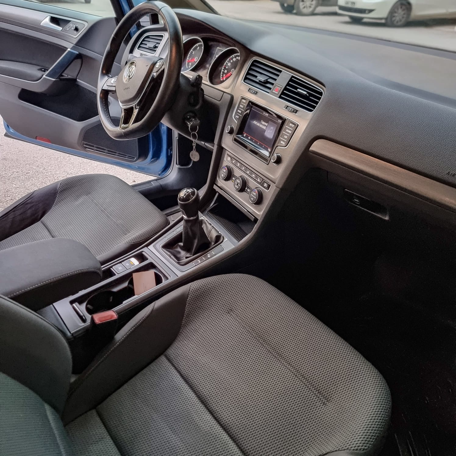 La Marsa El Aouina Volkswagen Golf 7 Golf 7 comfortline tsi 12 blue motion