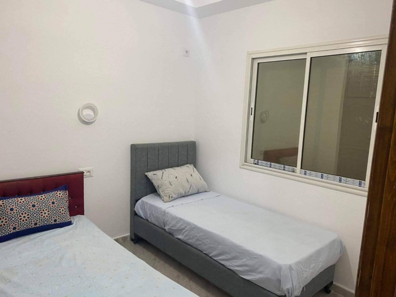 Hammam El Ghezaz Ezzahra Vente Appart. 2 pices Maison   ezzahra kelibia 150 m de la plage