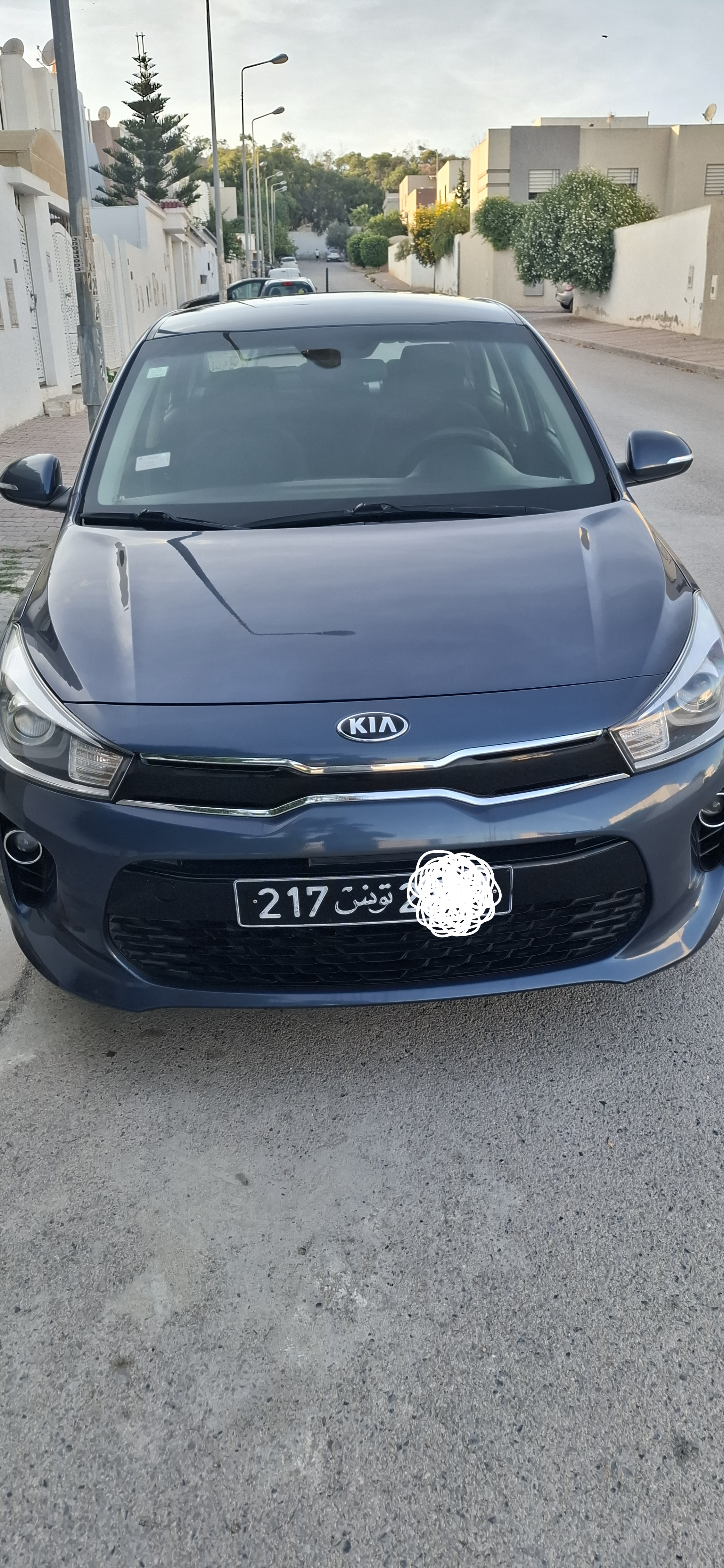 Raoued Cite El Ghazala 1 Kia Rio Kia rio sedan en excellente tat