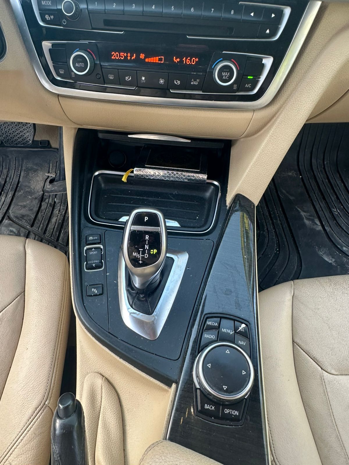 Nabeul Nabeul Bmw Autre Modle Bmw 420 i  confort luxury line en excellent tat