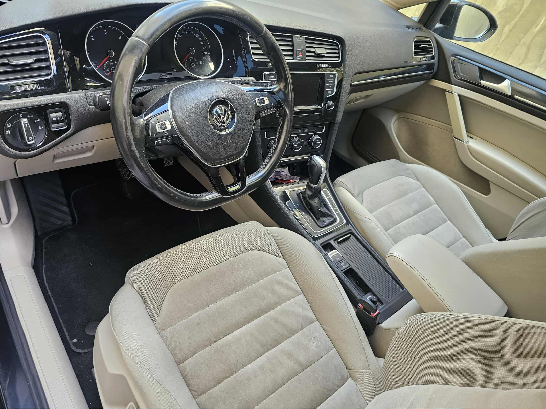 Sousse Ville Sousse Volkswagen Golf 7 Volkswagen golf 7 tdi highline dsg7 bluemotion