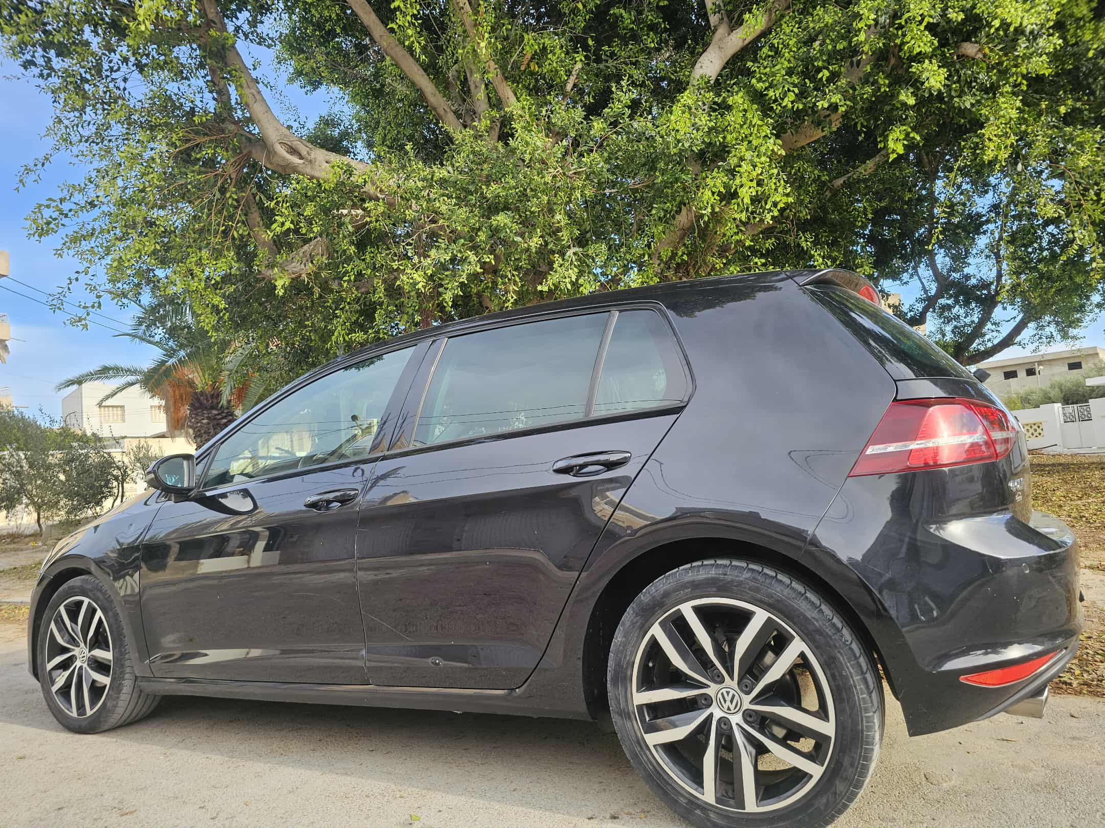 Sousse Ville Sousse Volkswagen Golf 7 Volkswagen golf 7 tdi highline dsg7 bluemotion