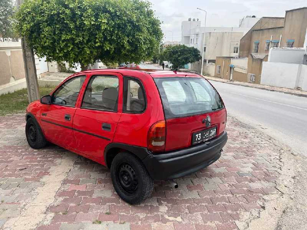 Opel Corsa - Tunisie
