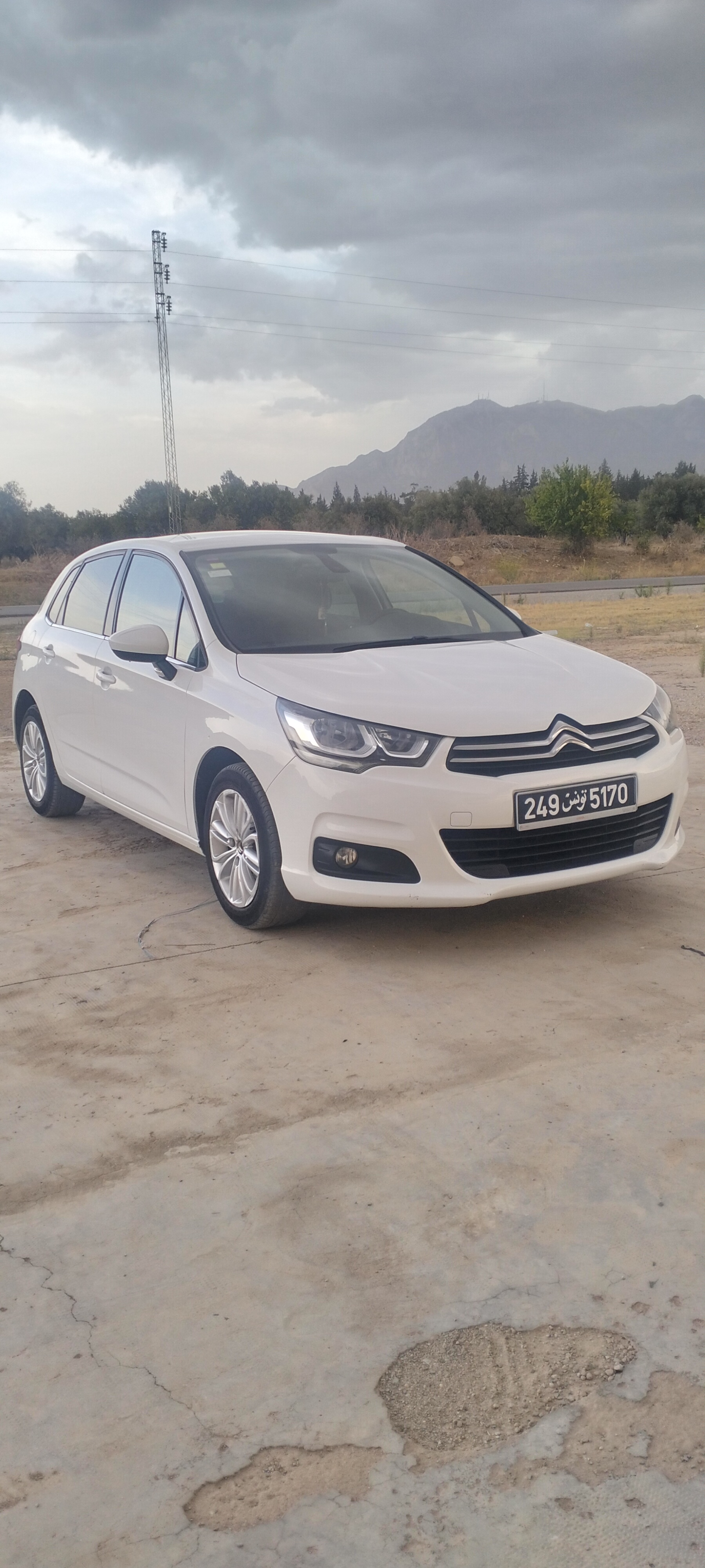 Hammamet Hammamet Citroen C4 C4 diesel modle 2018 en parfaite tat