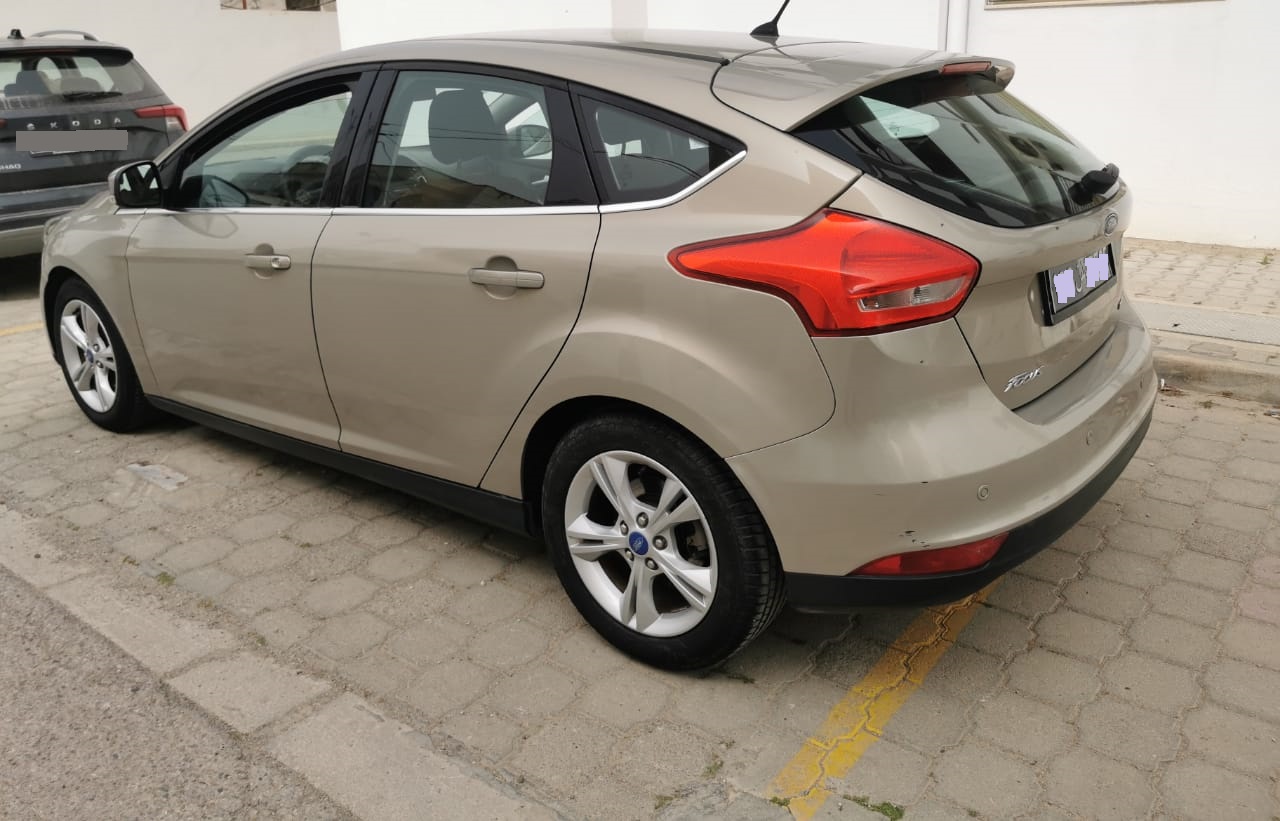 Rades Rades Plage Ford Focus Ford focus trs bon tat