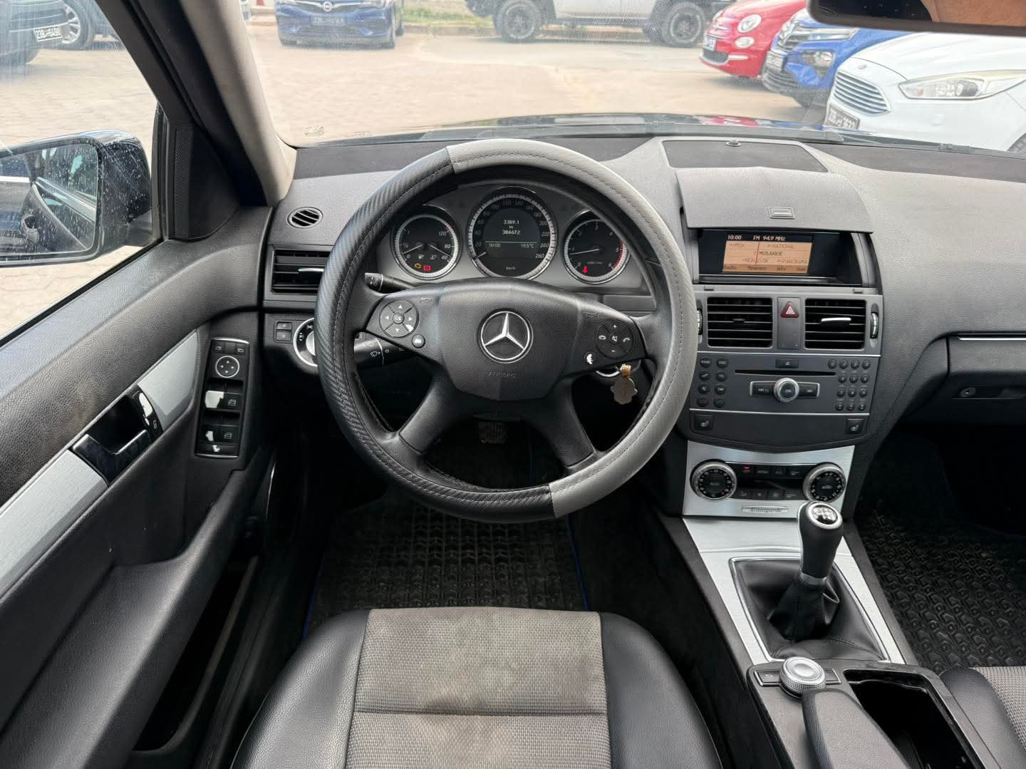 Mercedes 200 - Tunisie