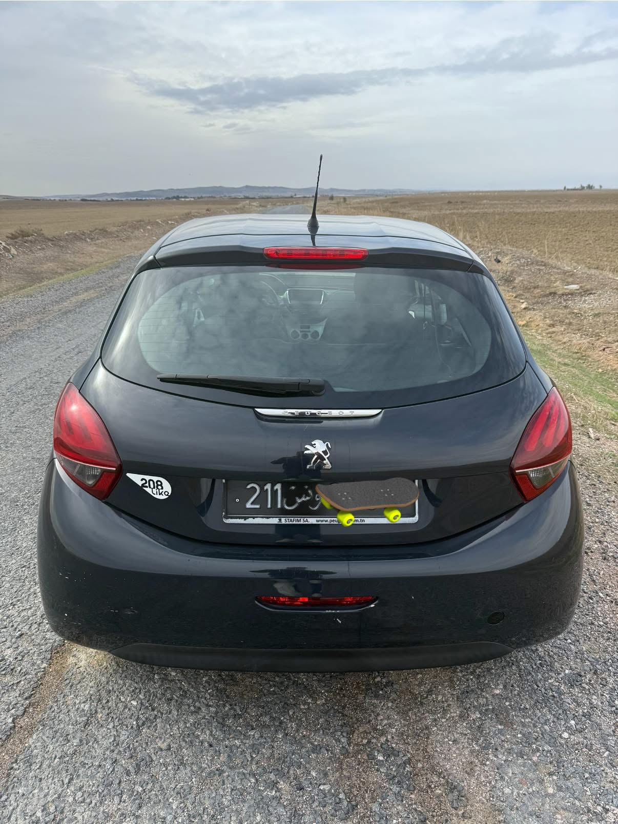 Mannouba La Mannouba Peugeot 208 208 pop 4cv
