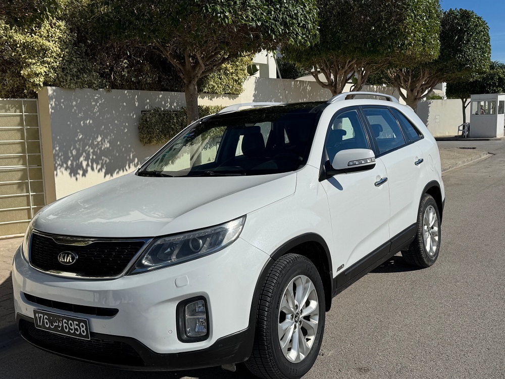 La Soukra Chotrana 1 Kia Sorento Kia sorento blanc automatique  excellent tat