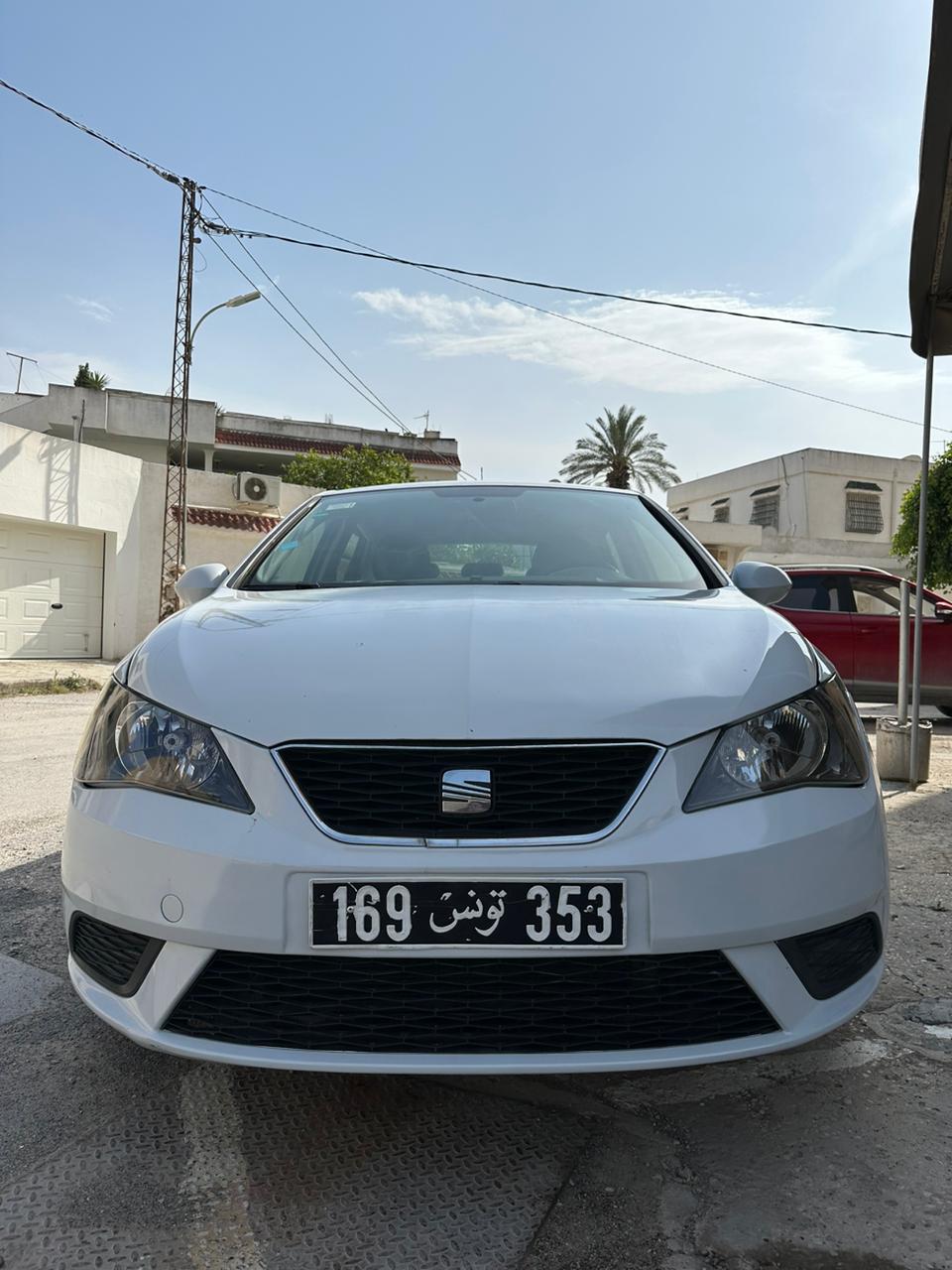 Ariana Ville Cite Ennouzha Seat Ibiza Seat ibiza annee 2013