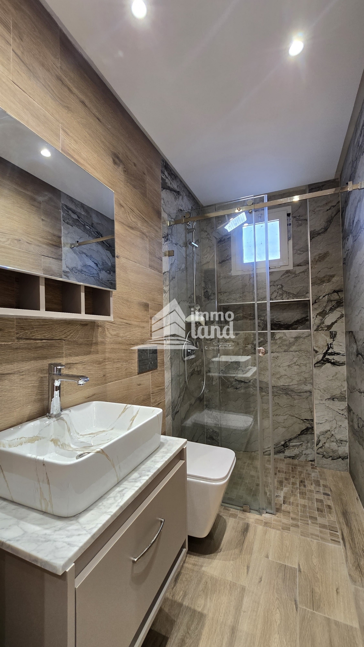 La Marsa Gammart Vente Appart. 3 pices Appartement s3 jamais habit  gammarth