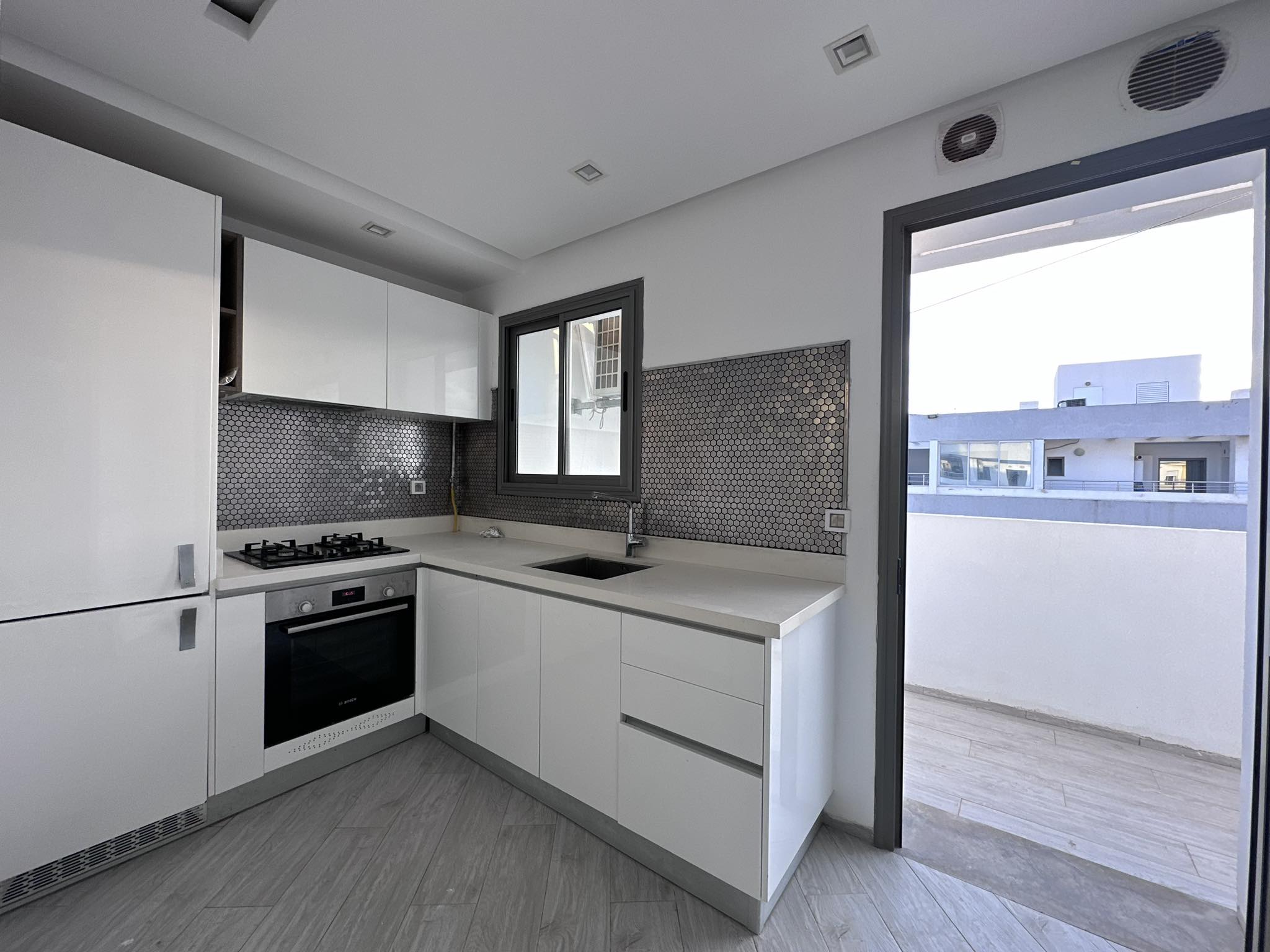 El Menzah El Menzah 9 Location Appart. 2 pices Appart s1 haut standing  menzah 9c