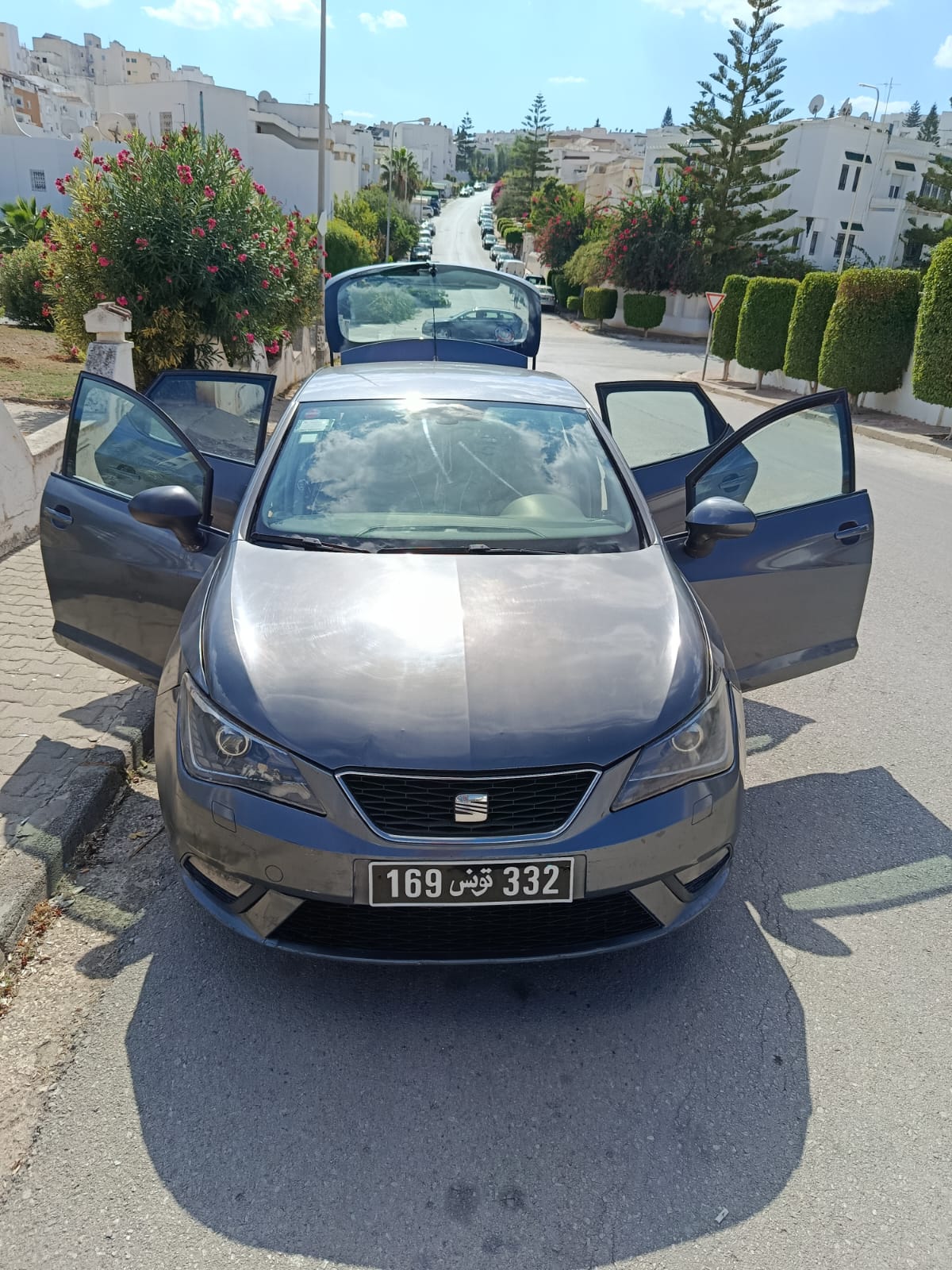 Ariana Ville Cite Ennasr 2 Seat Ibiza Superbe seat ibiza premire main