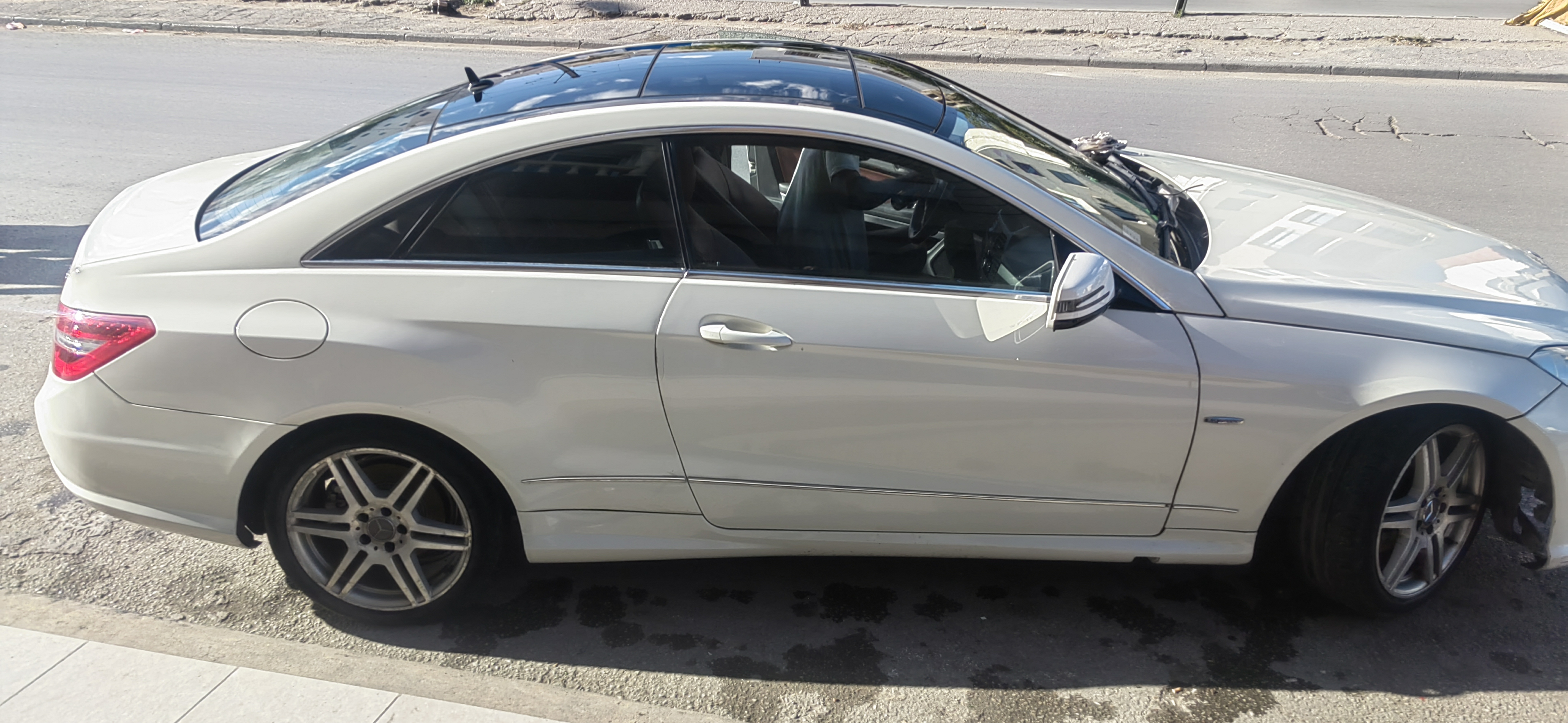 Mercedes 350 - Tunisie