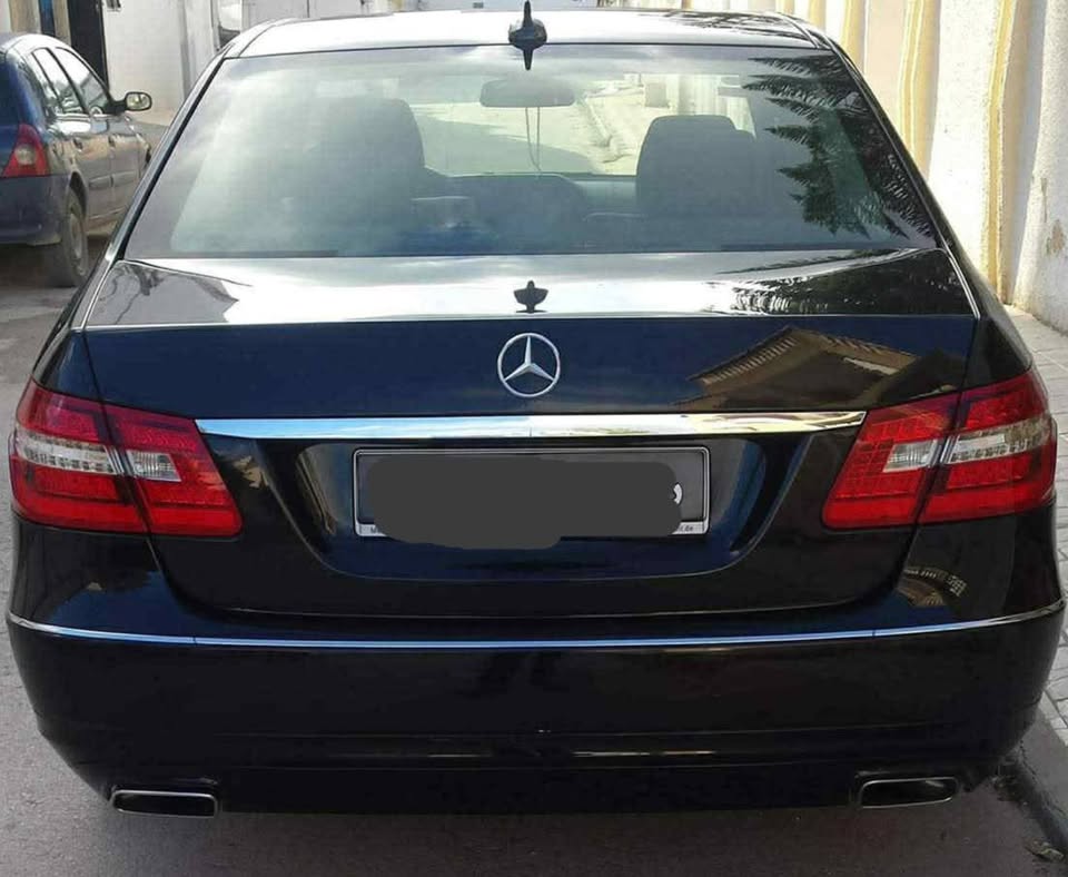 Mercedes E - Tunisie
