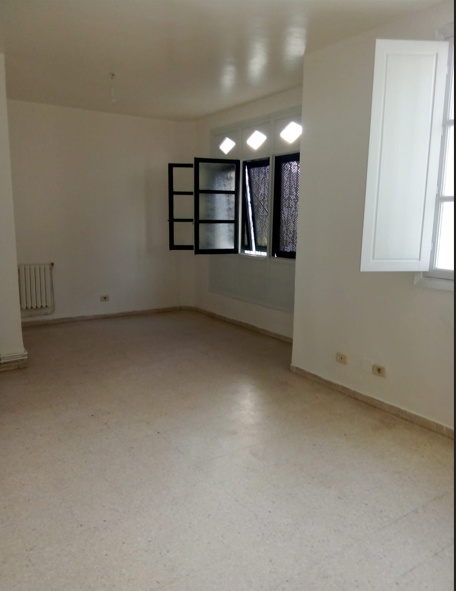 Bab Souika Bab El Khadra Location Appart. 3 pices S plus 2 ensoleill et ar