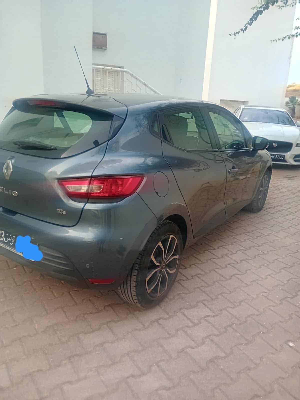 El Menzah El Menzah 9 Renault Clio Clio  tce 5 cv