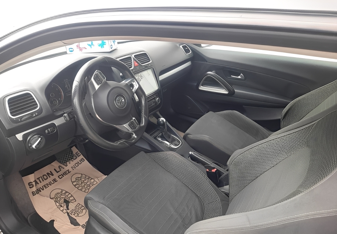 Sousse Ville Sousse Volkswagen SCIROCCO Vw scirocco tsi sport toit ouvrant camra recul