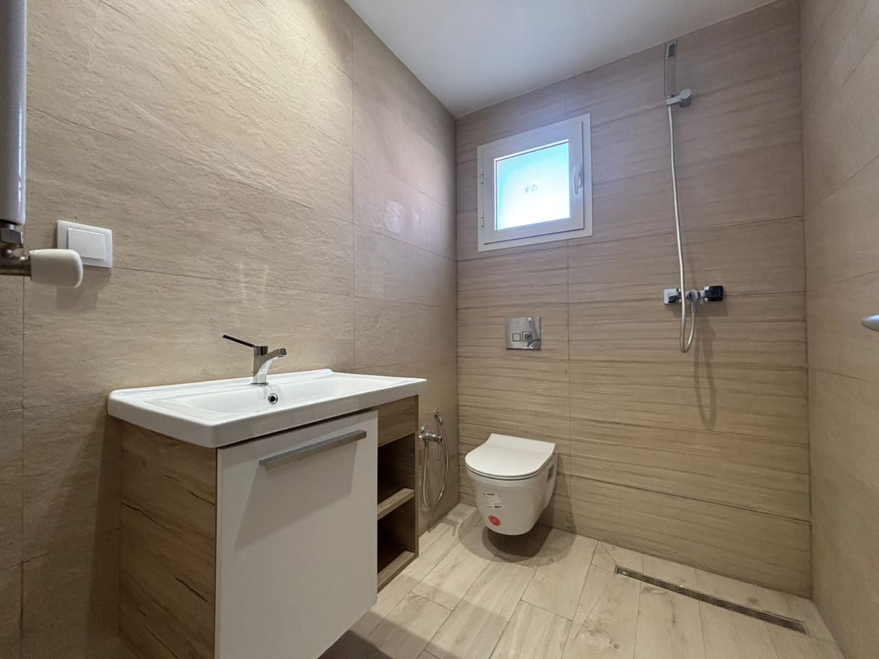 La Soukra La Soukra Location Appart. 1 pice Appartement s