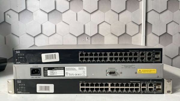 La Goulette Cite El Mechtel Ordin. familial Autre Switch cisco 48 ports