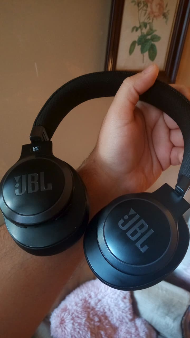 El Mourouj Cite El Bassatine Tuner Autre Casque jbl live 660nc