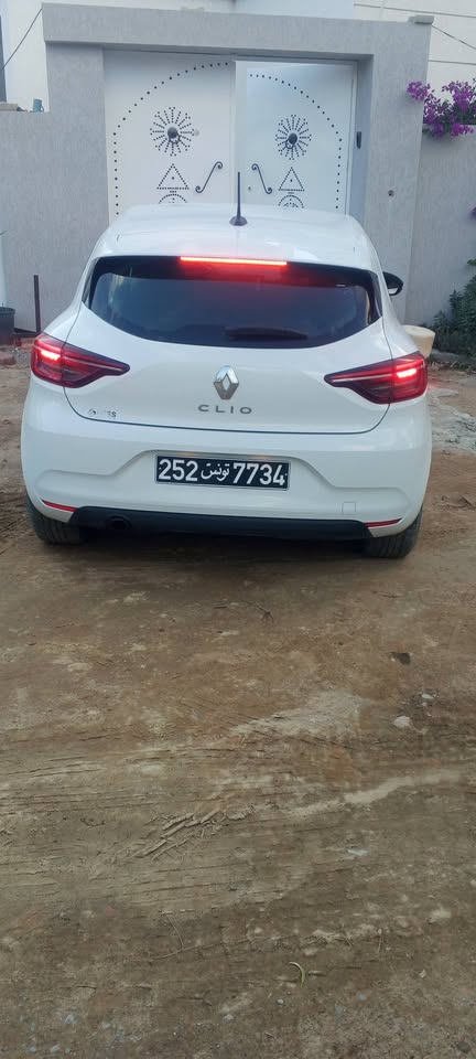 Hammamet&nbsp;Bir Bouregba&nbsp;Renault&nbsp;Clio&nbsp;Clio 5 import� a ne pas ratez