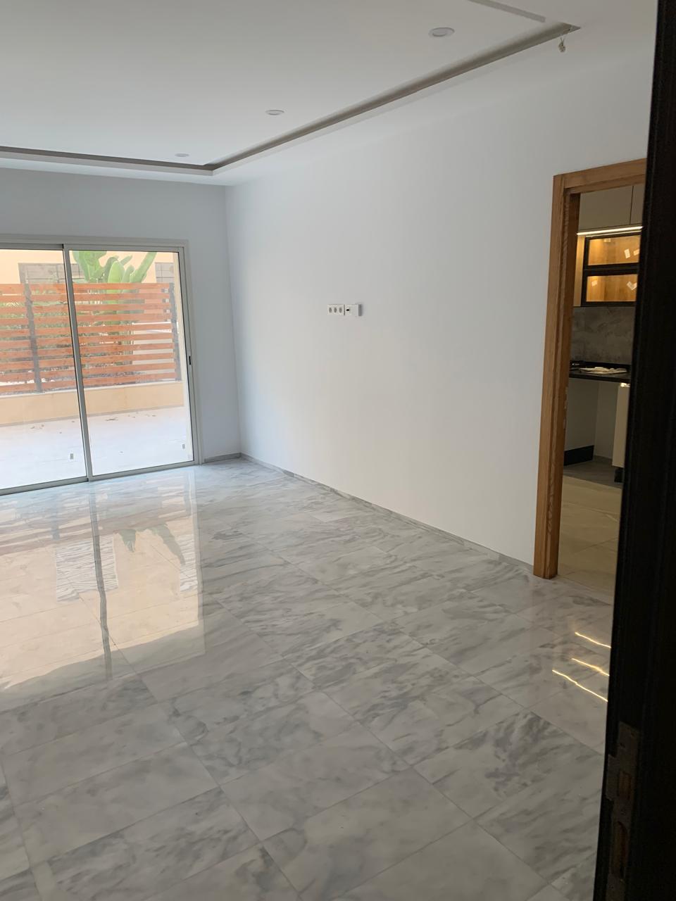 La Soukra&nbsp;Chotrana 1&nbsp;Location&nbsp;Appart. 3 pi�ces&nbsp;S plus 2 hauten  standing jamais habit� rdc