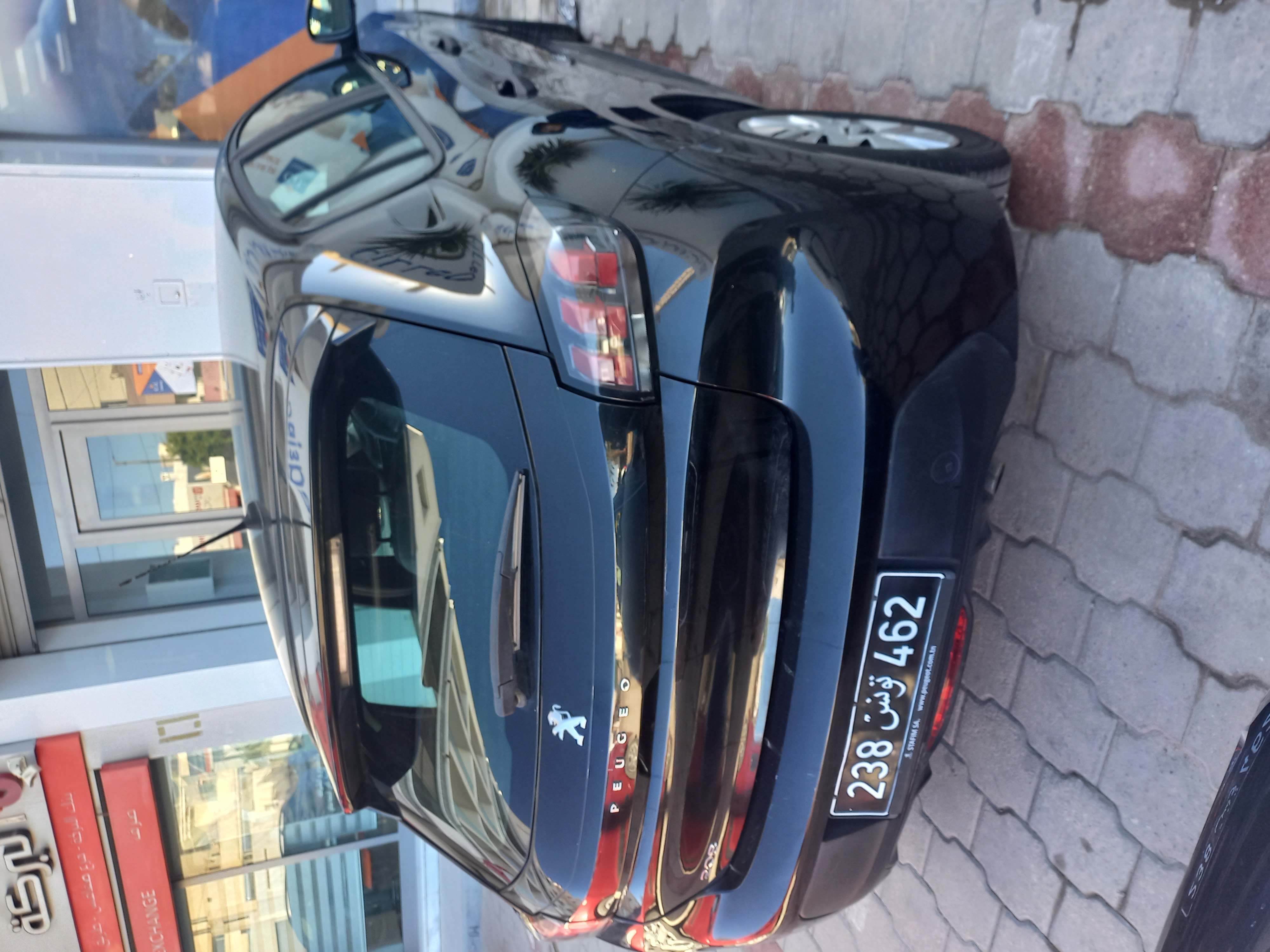 Bab Bhar Montplaisir Peugeot 208 Voiture presque neuve de particulier populaire