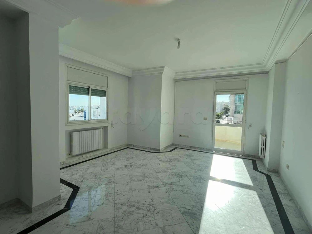 Ariana Ville Cite Ennasr 2 Location Appart. 4 pices Appart s3  ennasr 2 hedi nouira