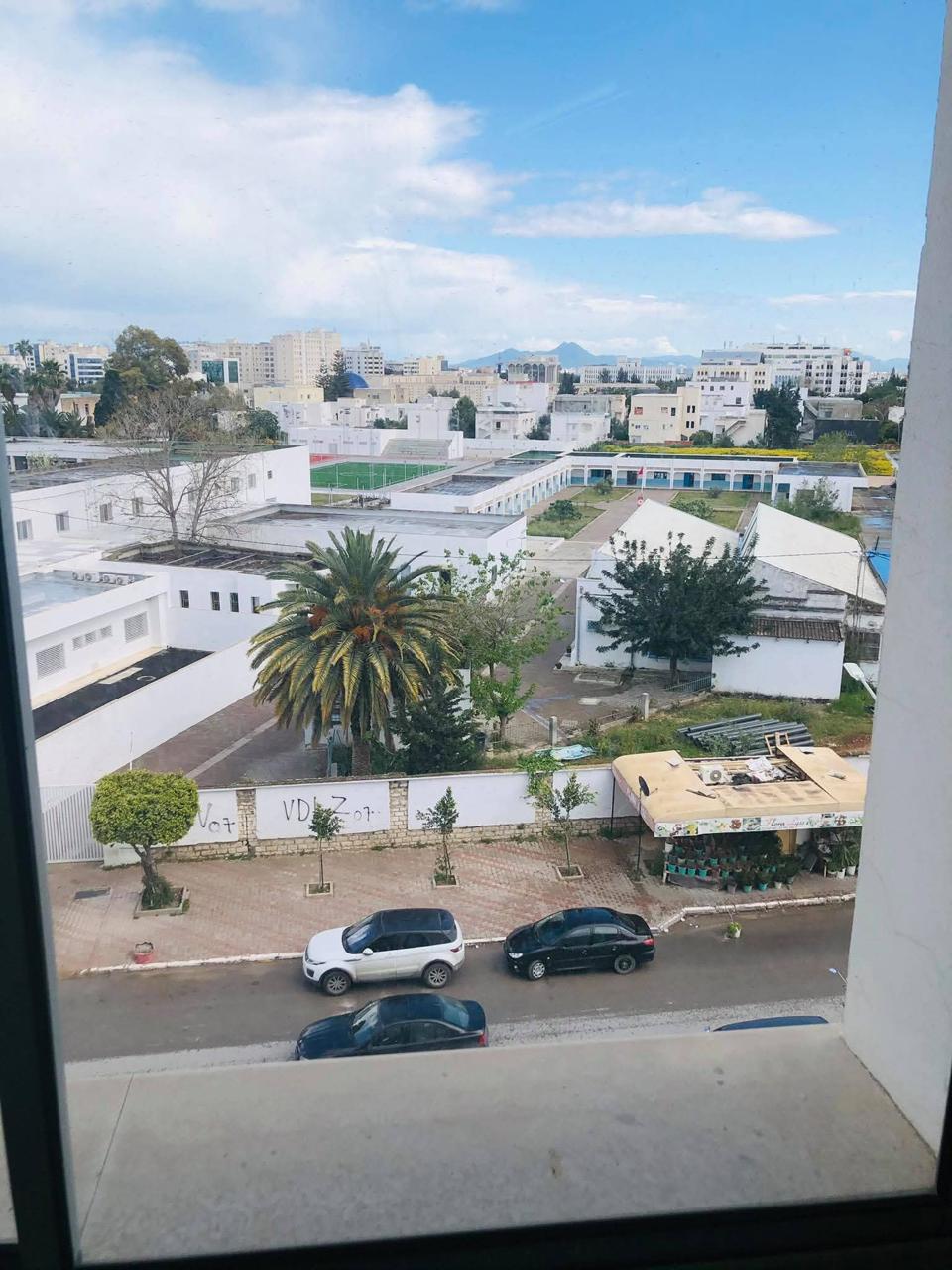 Ariana Ville&nbsp;Ariana&nbsp;Bureaux & Commerces&nbsp;Bureau&nbsp;A cote  eye clinic bureau au 3eme etage