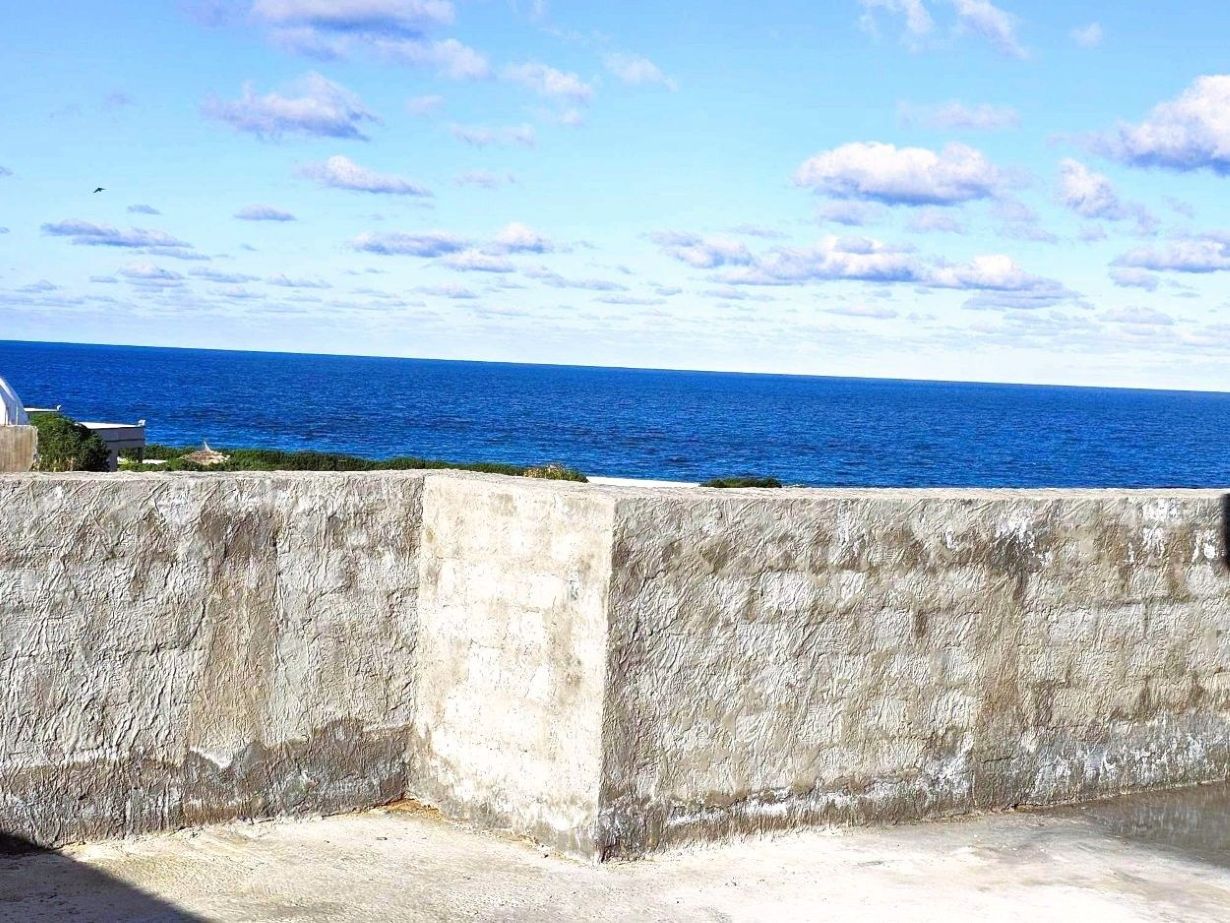 Ras Jebel&nbsp;Rafraf Plage&nbsp;Vente&nbsp;Maisons&nbsp;Villa 245 m2 rafraf plage jet de pierre de la mer