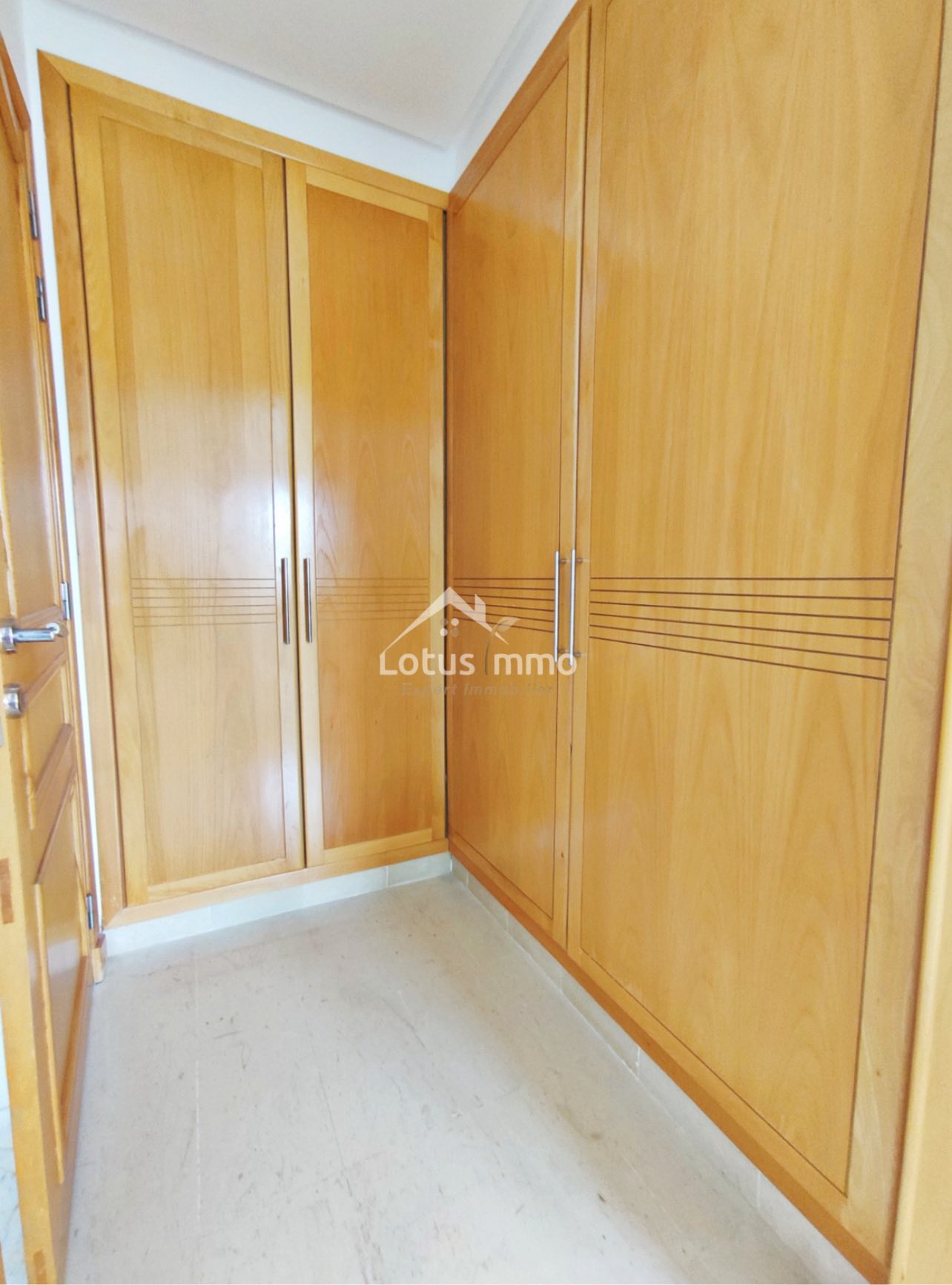 Ariana Ville&nbsp;Cite Ennasr 2&nbsp;Location&nbsp;Appart. 3 pi�ces&nbsp;Appartement s2 � ennasr 2